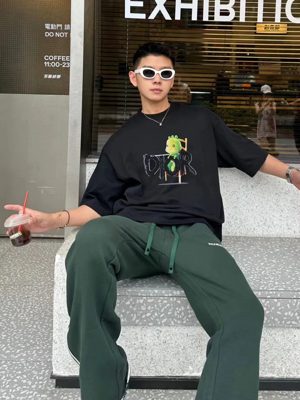 🅿️170 [DIOR Dior] 2025FW short-sleeved T-shirt LOGO printing High-end 26s double yarn 300g fabric Heavy fabric Customized frame ribbing in the same cylinder and dyeing Complete three standards Same style for men and women Color: Black White Size: S M L XL 2XL