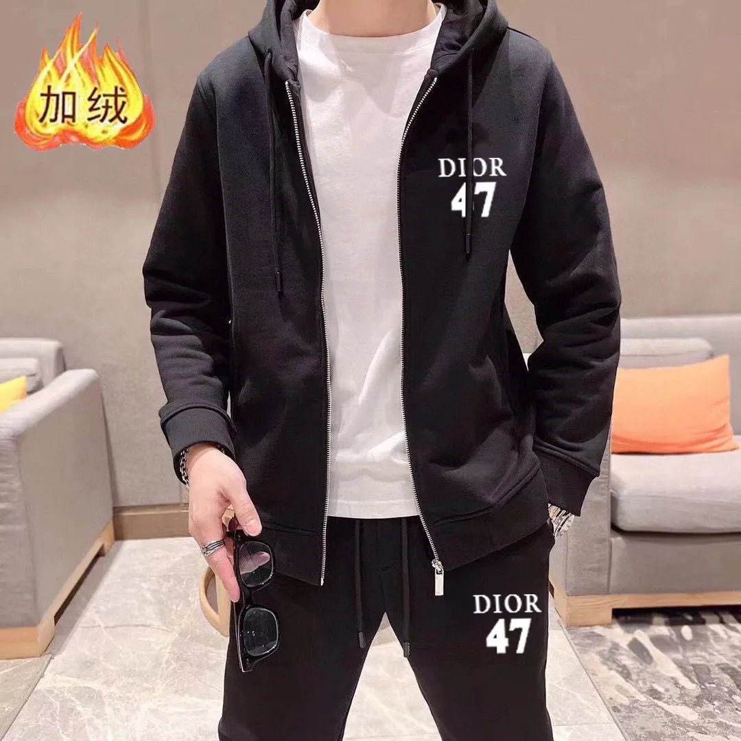 🅿️460 brand [DIOR Dior] (velvet and thickened) 2025 autumn and winter new product, celebrities' favorite fashion-flavored casual suit, clean and neat tailoring, full of urban style. Made of high-quality customized fabrics, the inner warmth is excellent, the hand feels soft and dry, and the upper body effect is crisp and stylish. The three-dimensional cutting process and the pattern are all of high standards, and the silhouette version has the right benefits! It is not tight at all, and you feel good when you put it on. So many top-quality raw materials create high-end products with unparalleled value. It is the first choice for high-end fashion people. (Size: M-4XL can wear up to 200 pounds)
