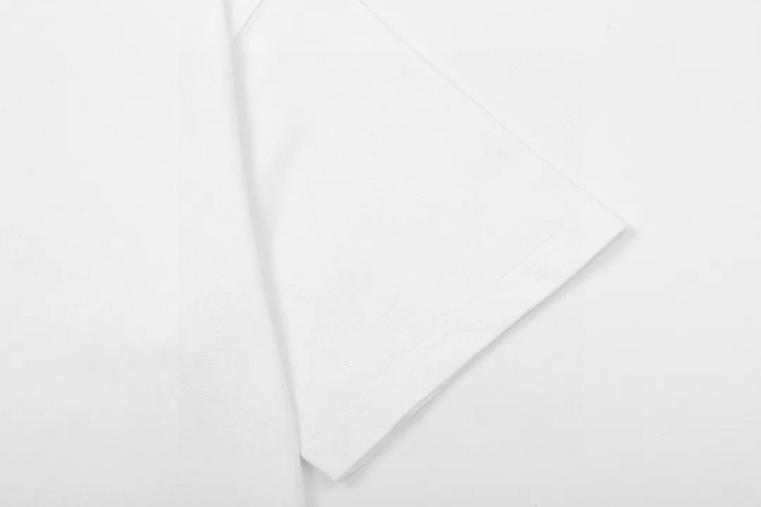 🅿️170 (arrives the next day) DIOR Dior 2025 new line cat letter logo, same style for men and women, short-sleeved T-shirt ·Customized 300g 100% double yarn pure cotton fabric ·Design dyed 32 double-strand threads ·Collar tag, main mark and three labels complete Color: White Size: XS S M L