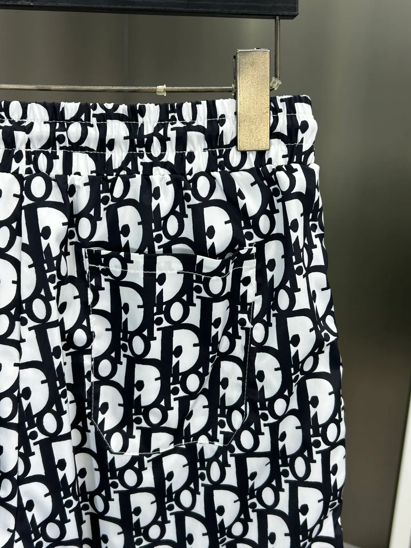 🅿️160 DIOR recommends🔆2025 latest summer style men's casual shorts, beach shorts, customized quick-drying fabrics, soft and smooth texture, not only the overlord on the beach, but also very stylish even when worn casually on the street, a versatile item in summer. Same style for men and women Size: M-3XL