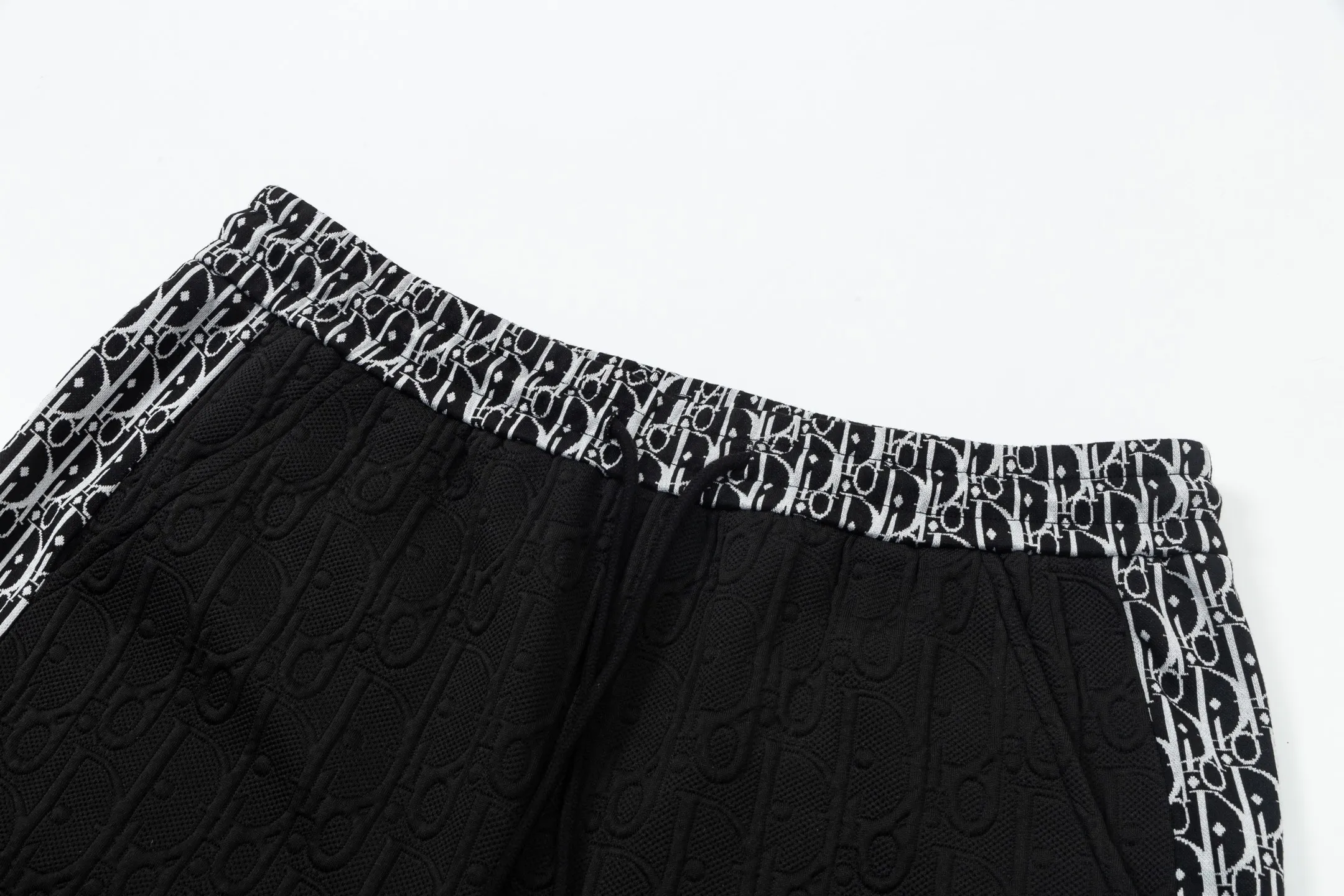 🅿️200 DIOR Dior 2025 new model Light luxury Ribbon splicing Back opening pockets Daily commuting for men and women A must-have casual shorts Customized jacquard fabric Built-in drawstring to adjust the elastic waist design