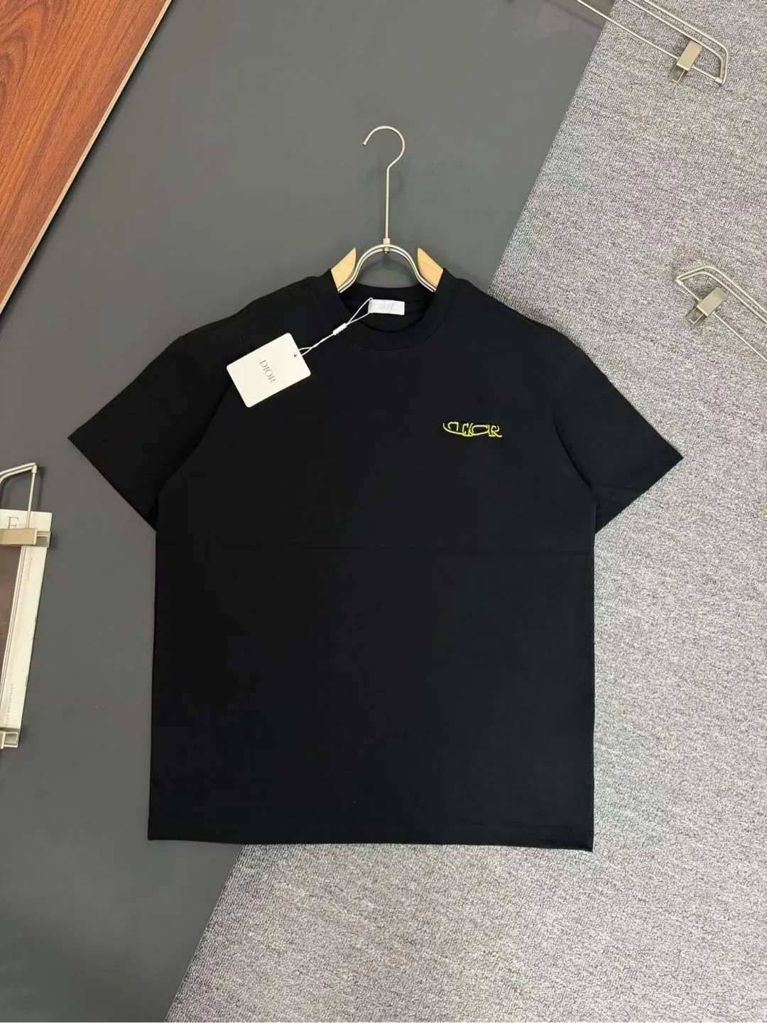 🅿️170 DIOR* CD 280g heavyweight pure cotton T-shirt, loose fit, embroidery process logo design, spring and summer new round neck fashionable short-sleeved T-shirt, comfortable to the skin, durable and easy to wear, meticulous original craftsmanship, a must-have for casual and versatile colors: white black, size: S M L XL XXL