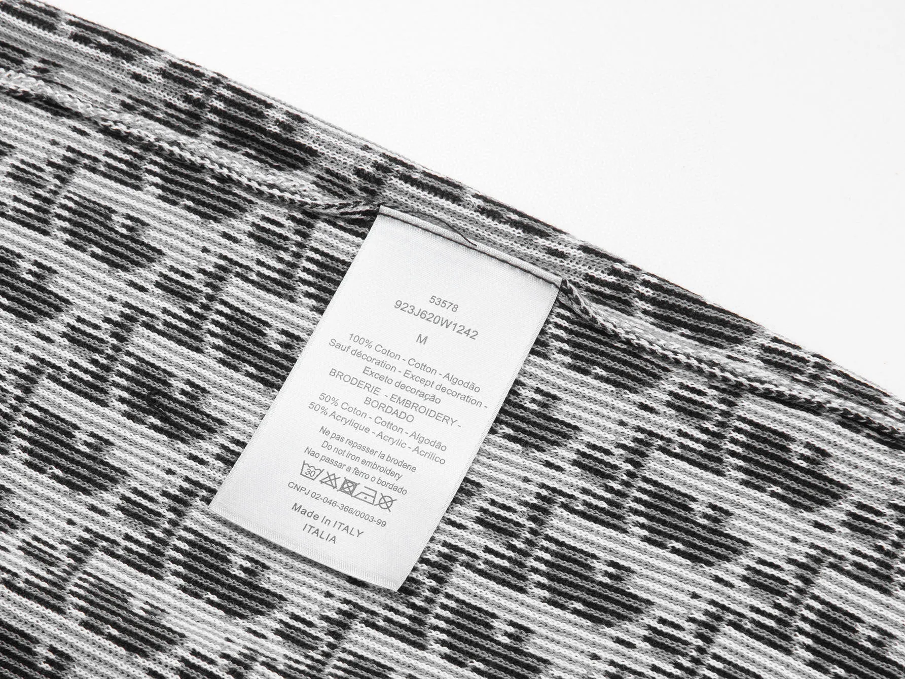 🅿️340 (ZP version) -Dior official website classic letter jacquard Tencel knitted short-sleeved Polo shirt, same style for men and women -Using ZP custom-dyed Tencel knitted fabric, threads are custom-dyed in the same cylinder with zero color difference, full set of accessories customized to distinguish the market currency, welcome to compare -Color Black White -Size S M L XL