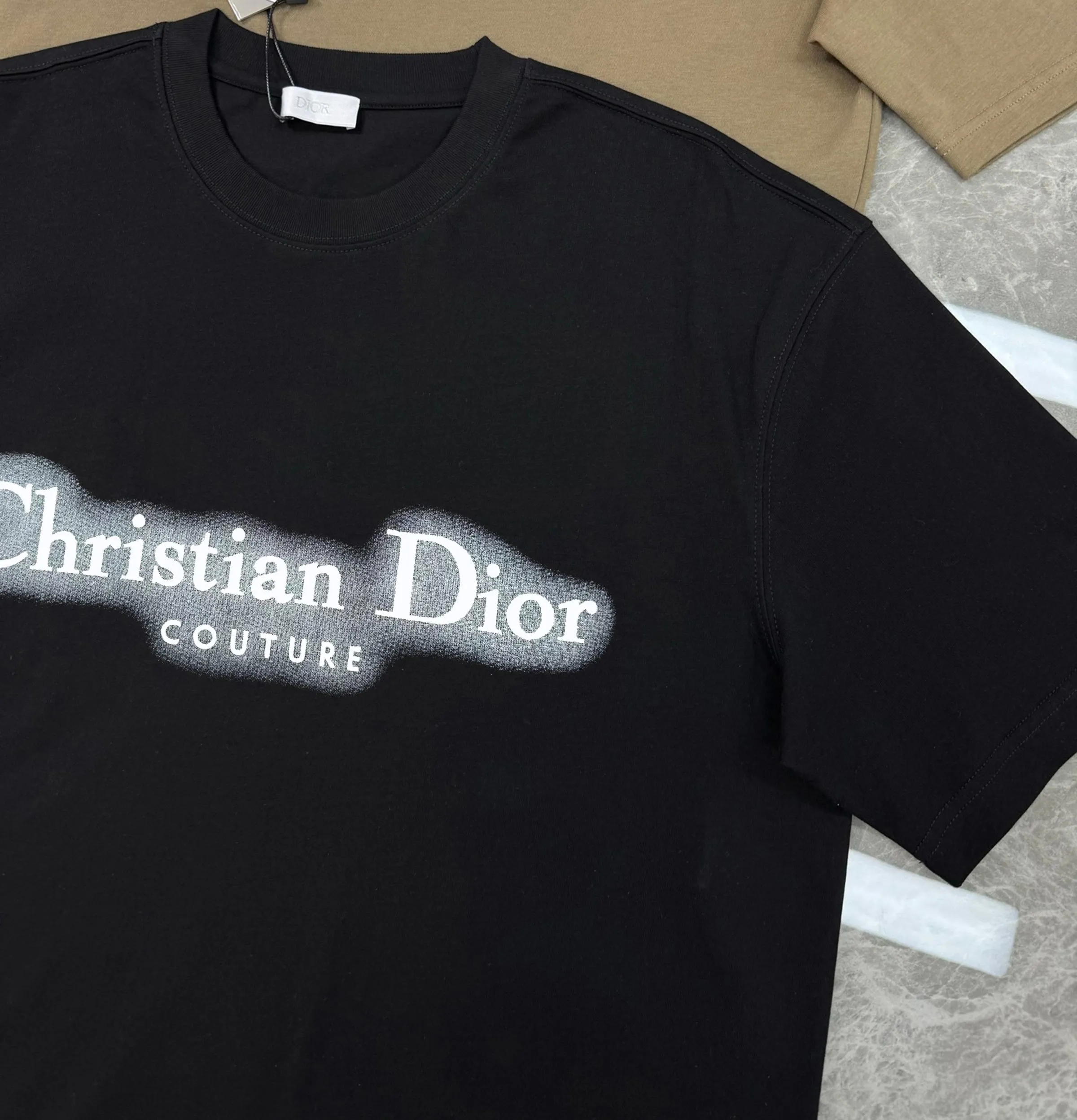 🅿️180 DIOR/Dior 250g round neck short-sleeved T-shirt, brand letter small mark LOGO pattern printing process, official synchronization, high version, high quality, fashionable personality, versatile trend, pure original quality, original fabric, tag, collar label, washed wheat, three labels complete, color: black, white, size: s-xxl
