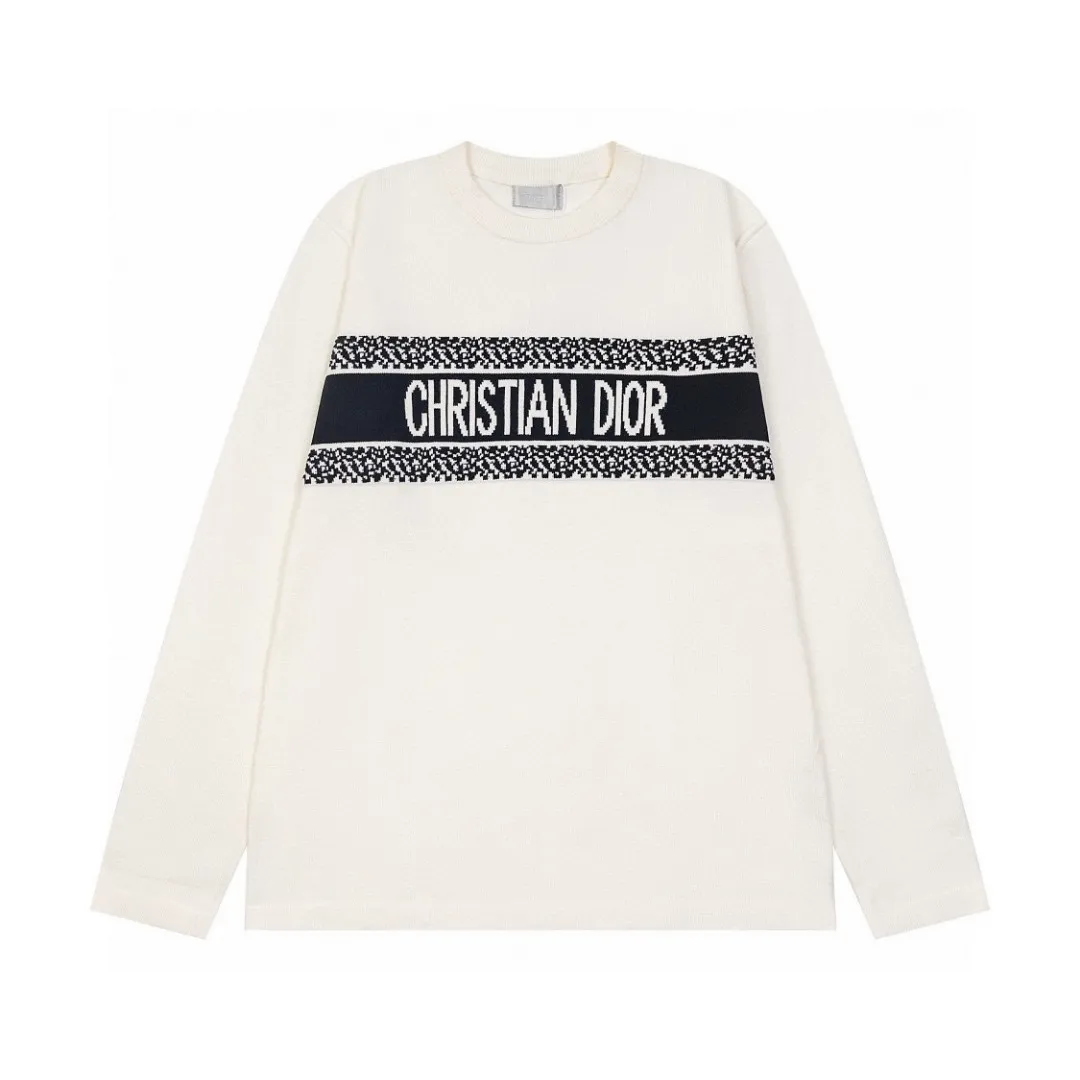 🅿️250 DIOR Classic Jacquard Knitted Sweater Casual Tops for Couples 1️⃣Dior classic series, exquisite craftsmanship, silky and super breathable fabrics, high-end and supple hand feel, spun knitted elastic fabric, light and breathable without any sense of restraint, high quality knitting, 2️⃣ It is very youthful and energetic, and can be easily controlled by both men and women. It is very in line with the fashion aesthetic concepts of today's young people, creating a casual and lazy fashion tone. It is a must-have for couples in autumn and winter! 3️⃣ Complete accessories, same style for men and women. Color: white, black Size: S, M, L, XL
