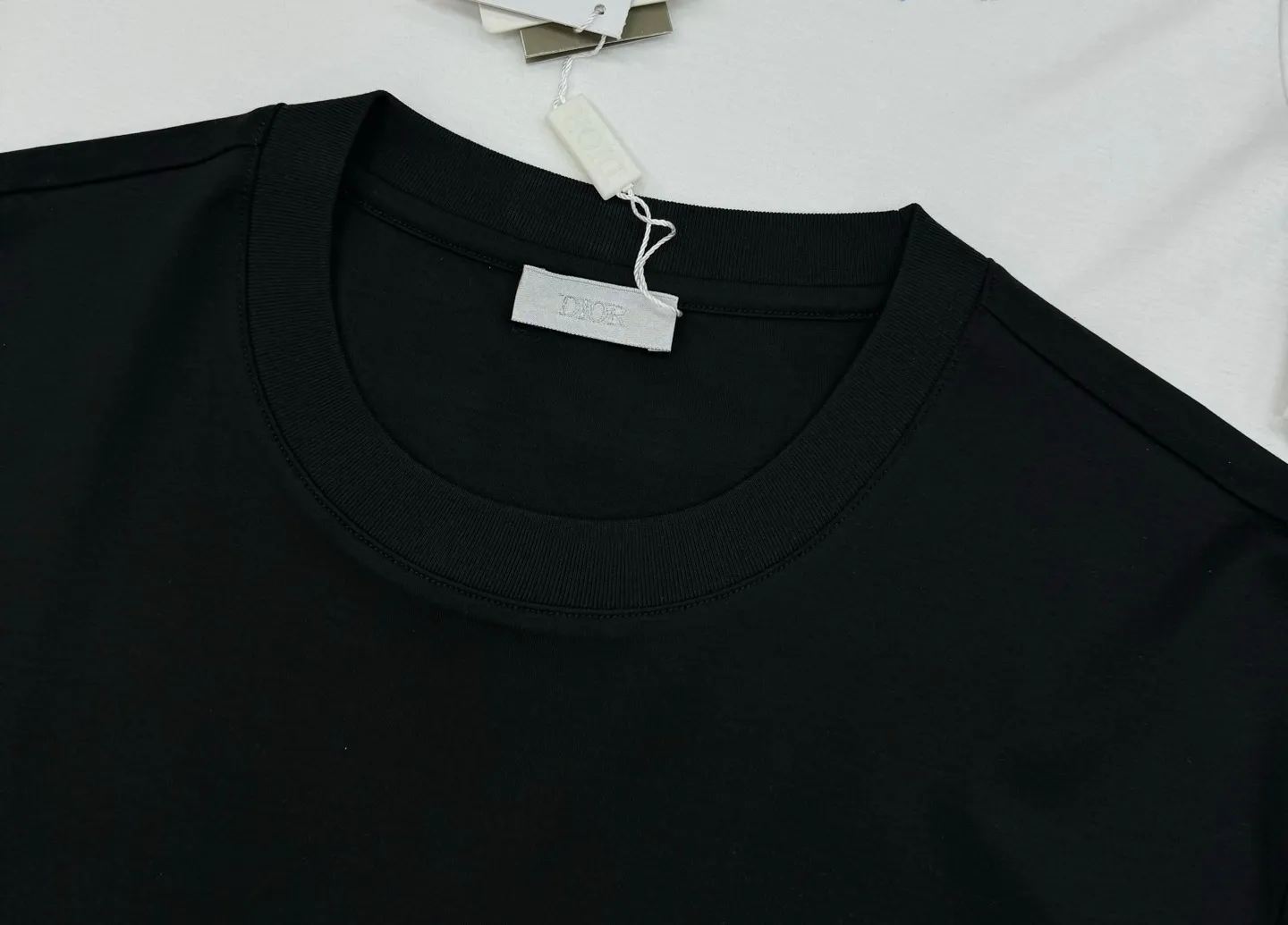 🅿️180 DIOR/Dior 250g round neck short-sleeved T-shirt, brand letter small mark LOGO pattern printing process, official synchronization, high version, high quality, fashionable personality, versatile trend, pure original quality, original fabric, tag, collar label, washed wheat, three labels complete, color: black, white, size: s-xxl
