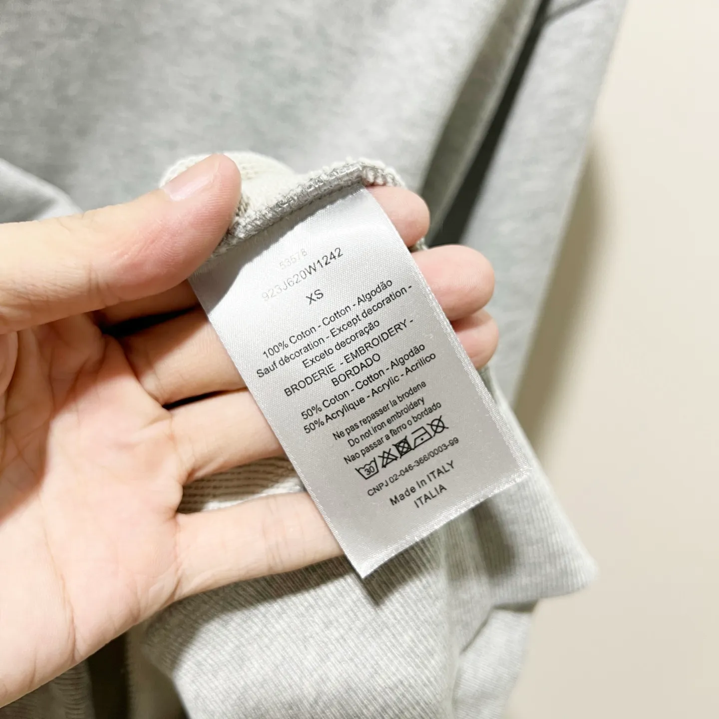 🅿️290 DIOR/Dior 420g pure cotton fabric hooded sweatshirt, classic and simple micro-label CD letter logo LOGO embroidery🪡 process, official synchronization, high version, high quality, fashionable personality, versatile trend, pure original quality, original fabric, tag, collar label, washed wheat, complete three standards, color: black, white, pink, gray, khaki. Size: XS-L