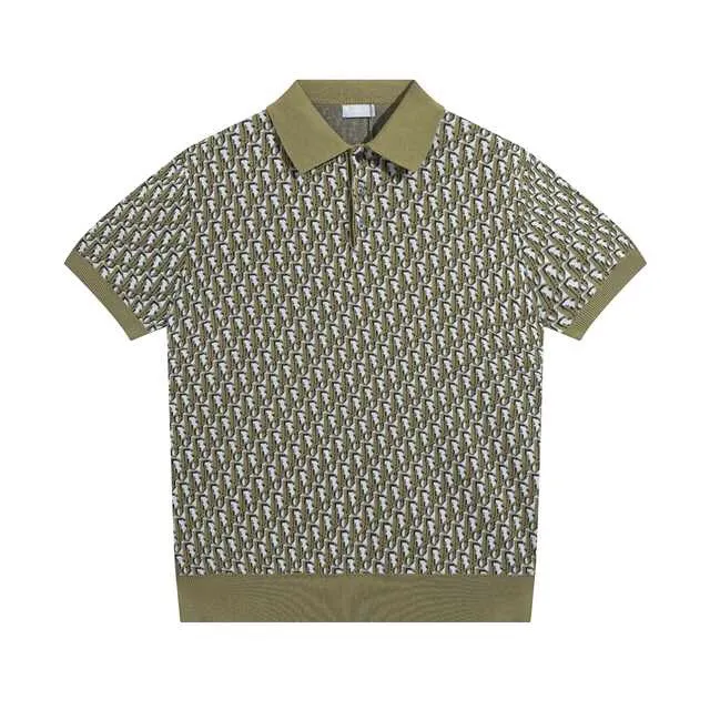 🅿️220 Available all year round. The correct version of Dior jacquard knitted Polo shirt. The fabric is made of Stol wool looms imported from Germany. The whole body is made of iconic Oblique printing. Straight cut. Customized flat machine collar with the same blue background color as the fabric. Customized mother-of-pearl buttons with logo and logo in the mold. Exclusive version for the whole network. Customized official website consistent washed wheat. Full set of packaging accessories. Size XS-L