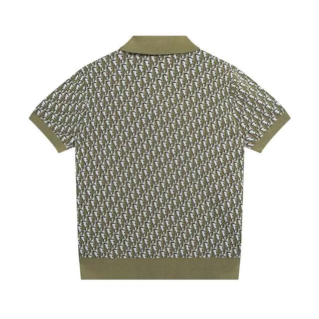 🅿️220 Available all year round. The correct version of Dior jacquard knitted Polo shirt. The fabric is made of Stol wool looms imported from Germany. The whole body is made of iconic Oblique printing. Straight cut. Customized flat machine collar with the same blue background color as the fabric. Customized mother-of-pearl buttons with logo and logo in the mold. Exclusive version for the whole network. Customized official website consistent washed wheat. Full set of packaging accessories. Size XS-L