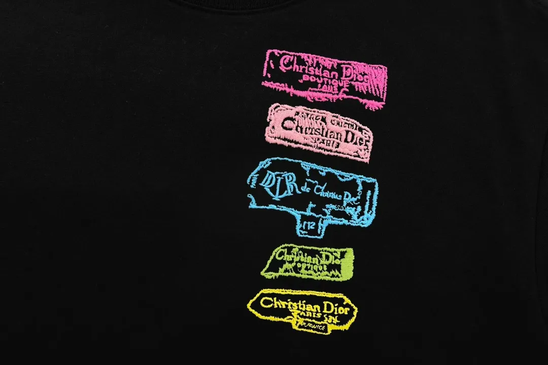 🅿️170 Dior 2025 early spring new style, customized 270g double yarn pure cotton fabric, imported Tajima machine high-density embroidery of colorful letters logo, couple style, short-sleeved T-shirt, color: black, size: XS-L