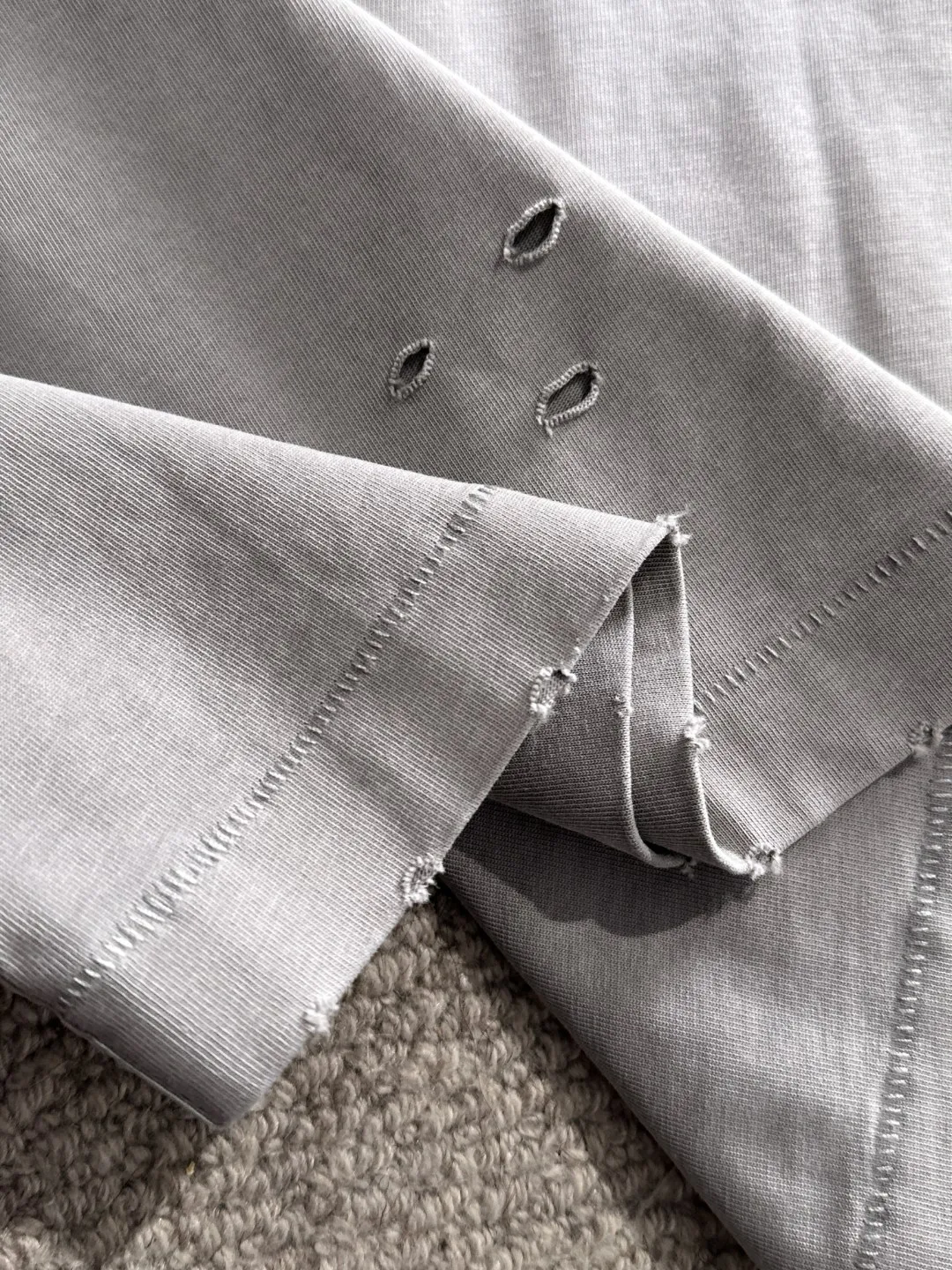 🅿️270 shipped next day. High quality DIOR/Dior 2025 spring and summer new men's batik washed short-sleeved T-shirt. Made of heavy combed double yarn fabric after washing. The high-strength fabric feels full of weight when weighed. The upper body is also more textured than ordinary T-shirts and is not easy to deform. This texture can cope with the weather. It absorbs sweat and is breathable, suitable for both hot and cold! Perfectly produced with reference to the original stitch and stitch! Loose fit design, looks noble. Sizes: S to XXL
