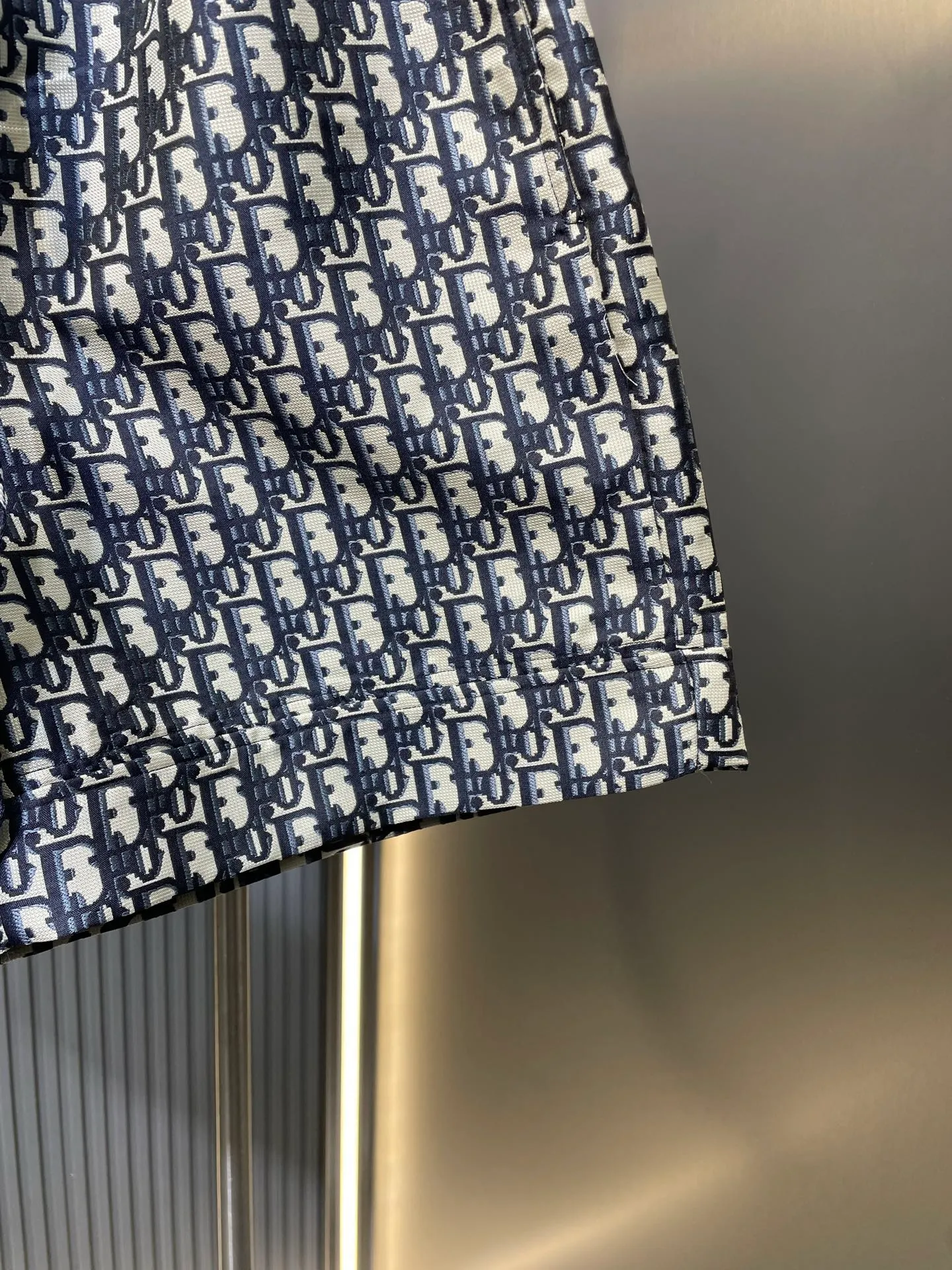 🅿️330 Dior🌟[Top replica] 25SS must-have presbyopic shorts, the most correct version of the "CHRISTIAN DIO*" logo! Very iconic Obique print! Elegant, stylish and high-end~ Can be matched with all kinds of casual items. Elastic waist + small wide leg version, very slim and long legs~ The details are full of sincerity. size: SML