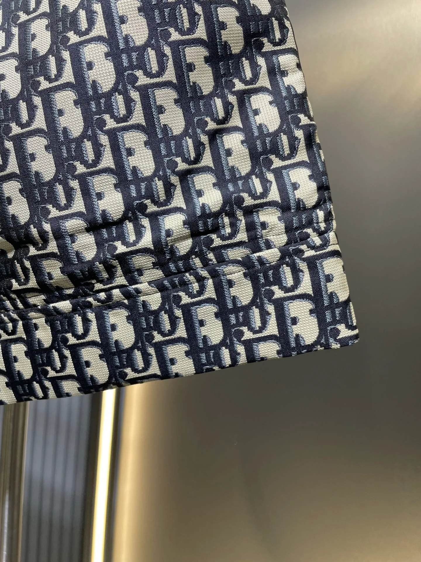 🅿️330 Dior🌟[Top replica] 25SS must-have presbyopic shorts, the most correct version of the "CHRISTIAN DIO*" logo! Very iconic Obique print! Elegant, stylish and high-end~ Can be matched with all kinds of casual items. Elastic waist + small wide leg version, very slim and long legs~ The details are full of sincerity. size: SML