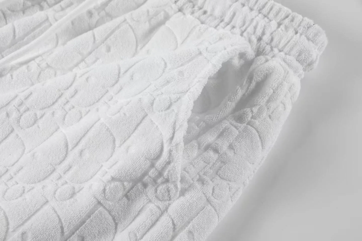 🅿️170 ❥B806# High quality Dior 2025Fall spring and summer new series presbyopia jacquard towel shorts custom-woven and dyed pure cotton 100% gram weight 300G fabric positioning and tailoring heavy material size: S M L XL color: white