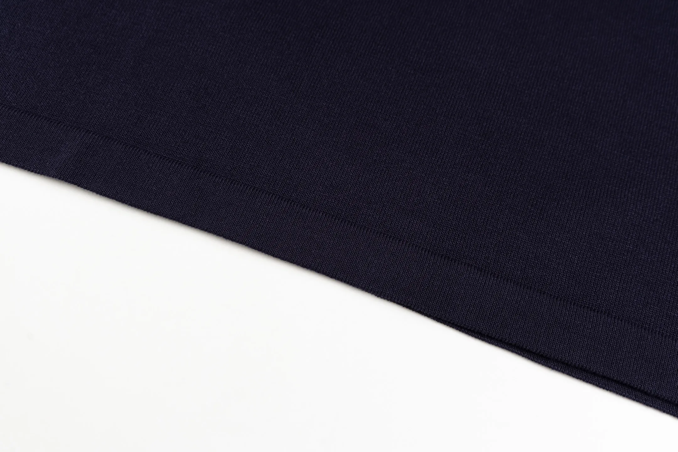 🅿️180 Style #Z25 Dior all-over printed webbing round neck knitted short-sleeved DIOR official website consistent style Fabric: Imitation wool fine cotton knitting Same color woven and dyed threads in the same cylinder Matching colors: complete three standards Cardboard oil paper code sticker packaging High temperature pre-shrinking process before production, no shrinkage and deformation Imported machines for professional plate production os version Can wear up to 200 pounds Manual measurement of size An error of 2-3cm is normal. Color: Navy Blue Size: s m l xl