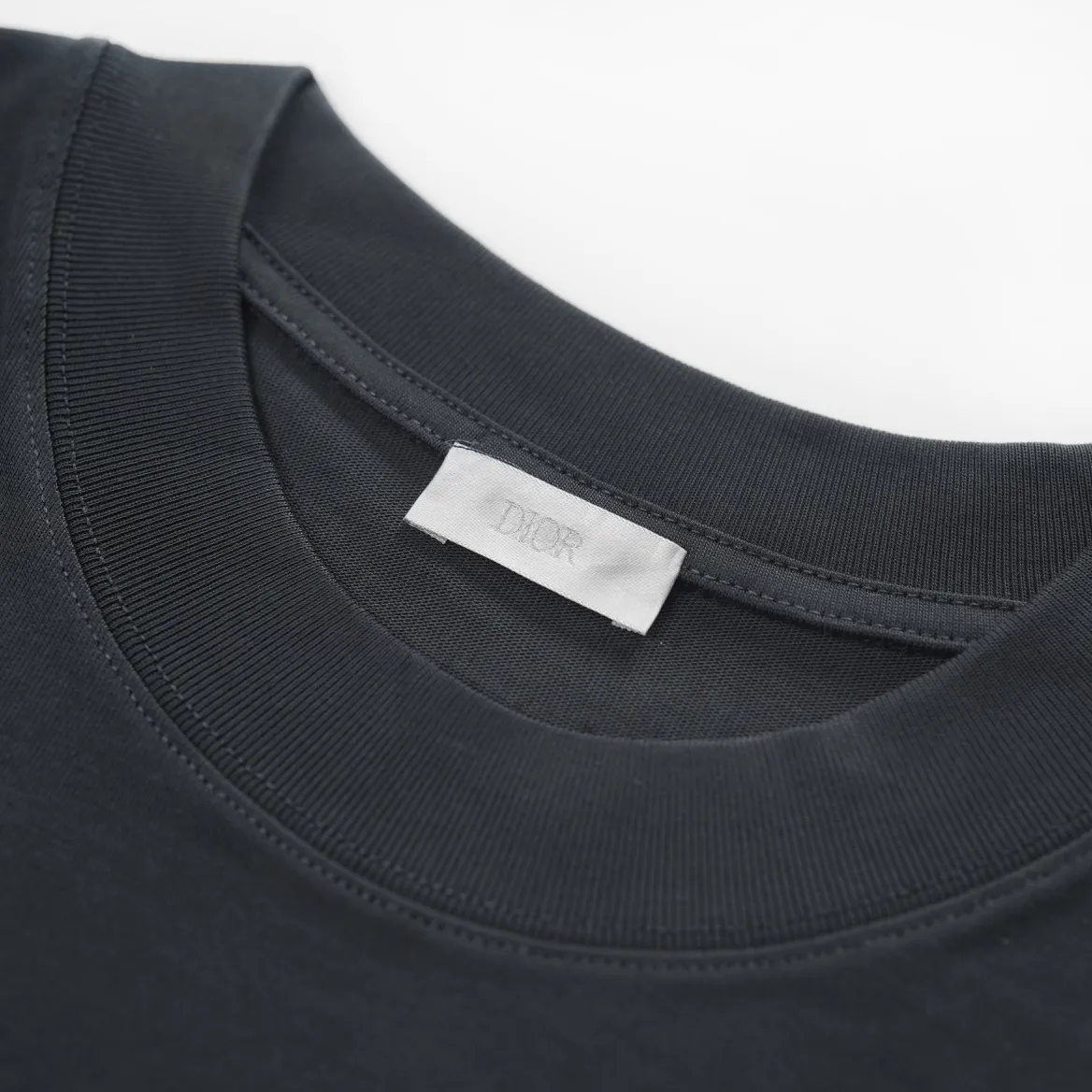 🅿️210 CD KAWS joint series Snake letter embroidered short sleeves Knitted plain cotton fabric has good moisture absorption and breathability Tight embroidery on the chest Smooth and smooth Size XS-L