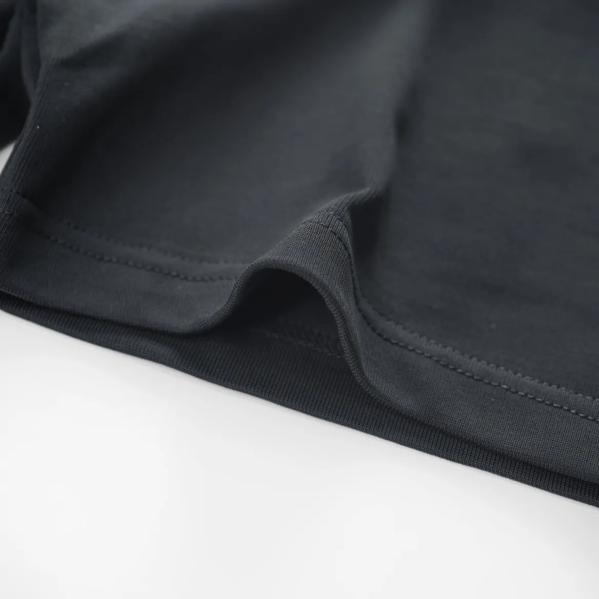 🅿️210 CD KAWS joint series Snake letter embroidered short sleeves Knitted plain cotton fabric has good moisture absorption and breathability Tight embroidery on the chest Smooth and smooth Size XS-L