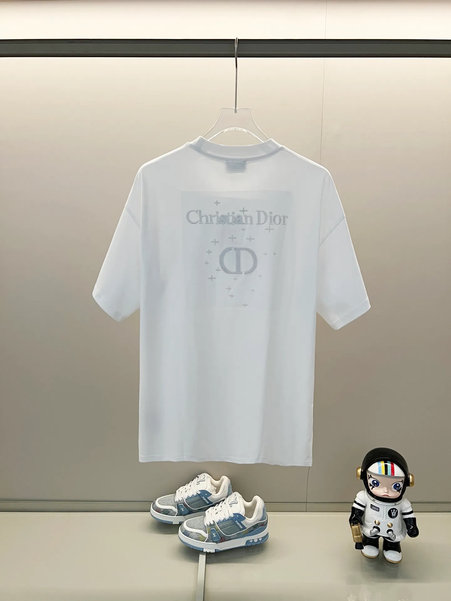 🅿️180 DIOR/Dior 260g round neck short-sleeved T-shirt, simple solid color embroidery🪡letter LOGO small label technology, official synchronization, high version, high quality, fashionable personality, versatile trend, pure original quality, original fabric, hang tag, collar label, washed wheat, three labels complete, color: black, white. Size: XS-L