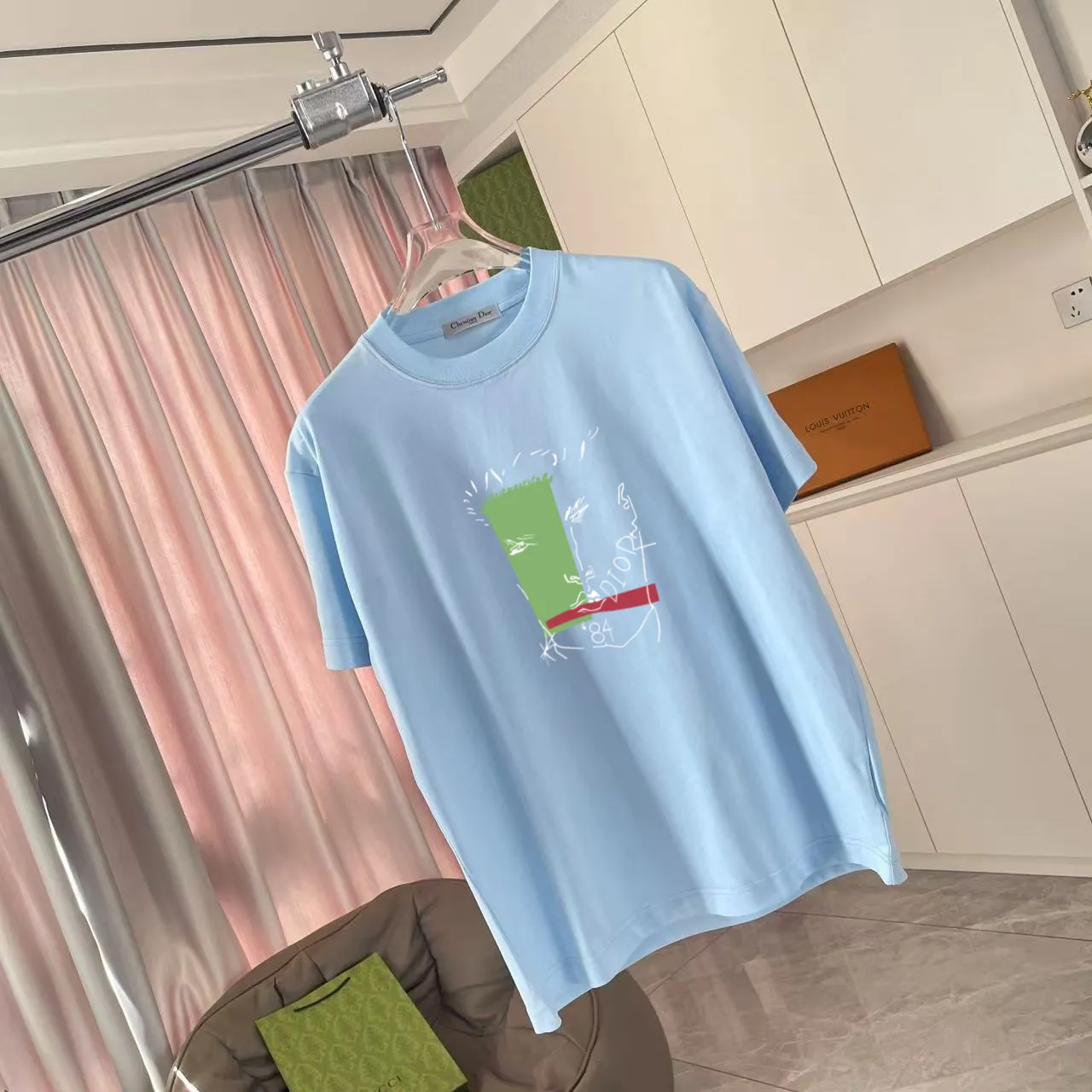 🅿️180 Dio Dior 2025 spring and summer new style personalized letter logo printing short-sleeved T-shirt customized fabric 300g same style for men and women Color: black white pink sky blue Size: S M L XL XXL five sizes ​