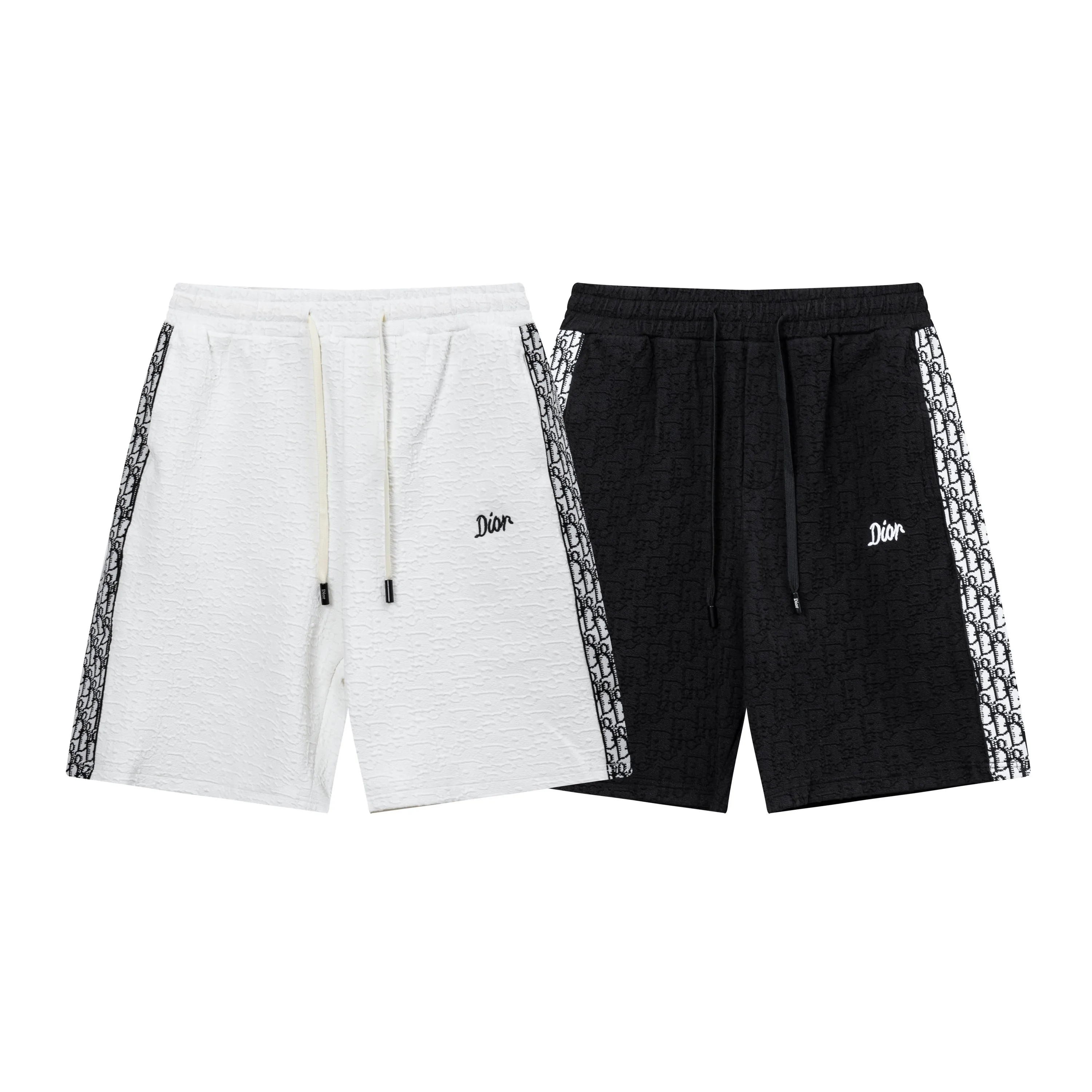 🅿️190 2025 Dior Dior new knitted jacquard shorts, customized fabric, knitted with knitted logo printed on it. The version is tight and three-dimensional, with straight stripe splicing. The customized trouser cord hardware has strong texture and smoothness. The upper body is comfortable and breathable. It has a concave and convex three-dimensional feel. It is fashionable and casual. Color: White-Black Size: M-4XL