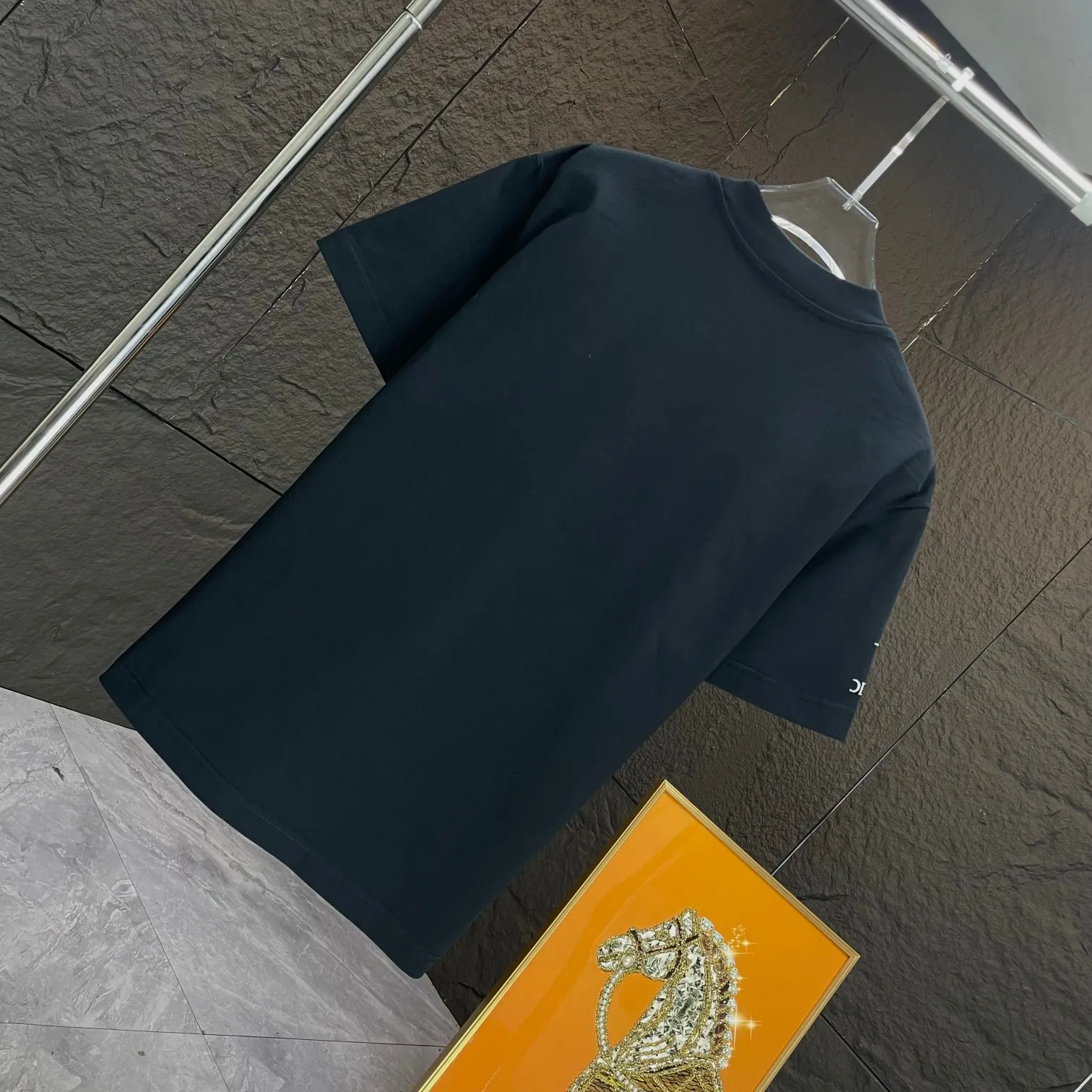 🅿️190 Dior* Dior* 2025 spring and summer new short-sleeved T-shirt Heavy cotton letter logo embroidery Color: black white Size: S M L XL XXL