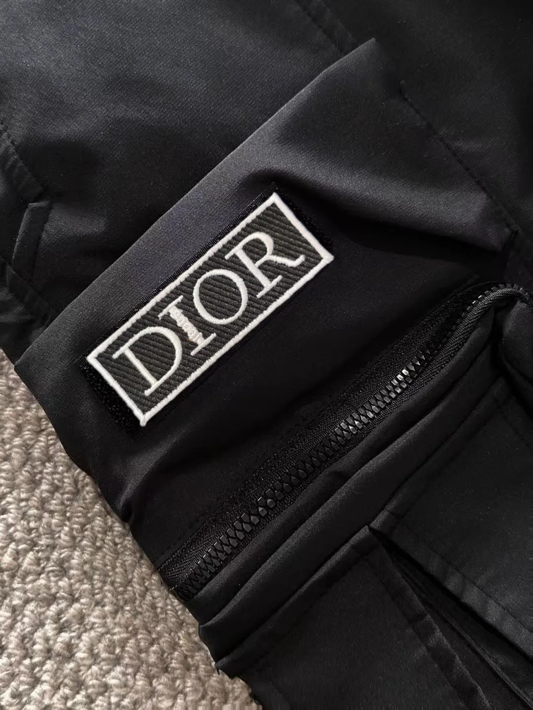 🅿️360 next day shipping DIOR Dior Heavy Industry Design Functional Workwear 2025 Men's Summer Multi-Pocket Paratrooper Pants Loose Sports Five-Fifth Pants Trendy Brand Medium Pants Size M-3XL