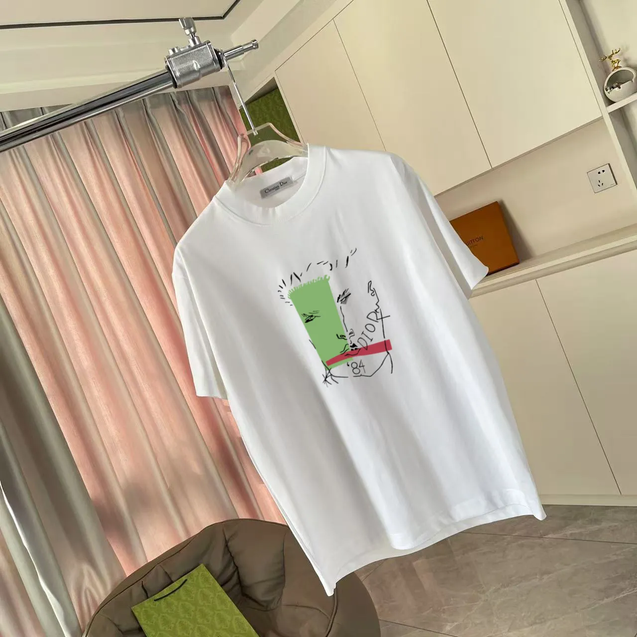 🅿️180 Dio Dior 2025 spring and summer new style personalized letter logo printing short-sleeved T-shirt customized fabric 300g same style for men and women Color: black white pink sky blue Size: S M L XL XXL five sizes ​