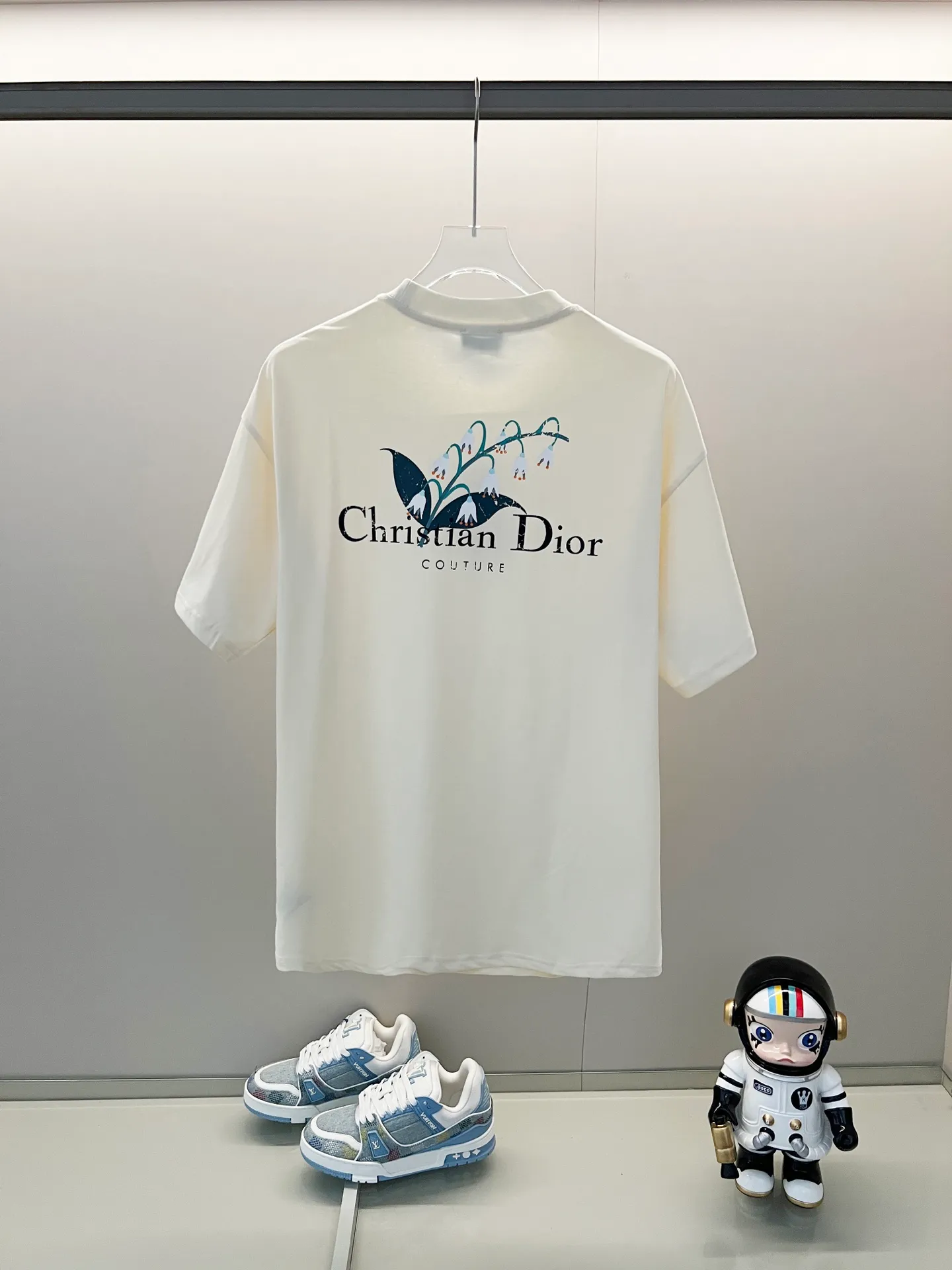🅿️180 DIOR/Dior 260g round neck short-sleeved T-shirt, brand letter small mark LOGO, lily of the valley pattern printing process, official synchronization, high version, high quality, fashionable personality, versatile trend, pure original quality, original fabric, tag, collar label, washed wheat, three labels complete, color: black, apricot, gray. Size: XS-L