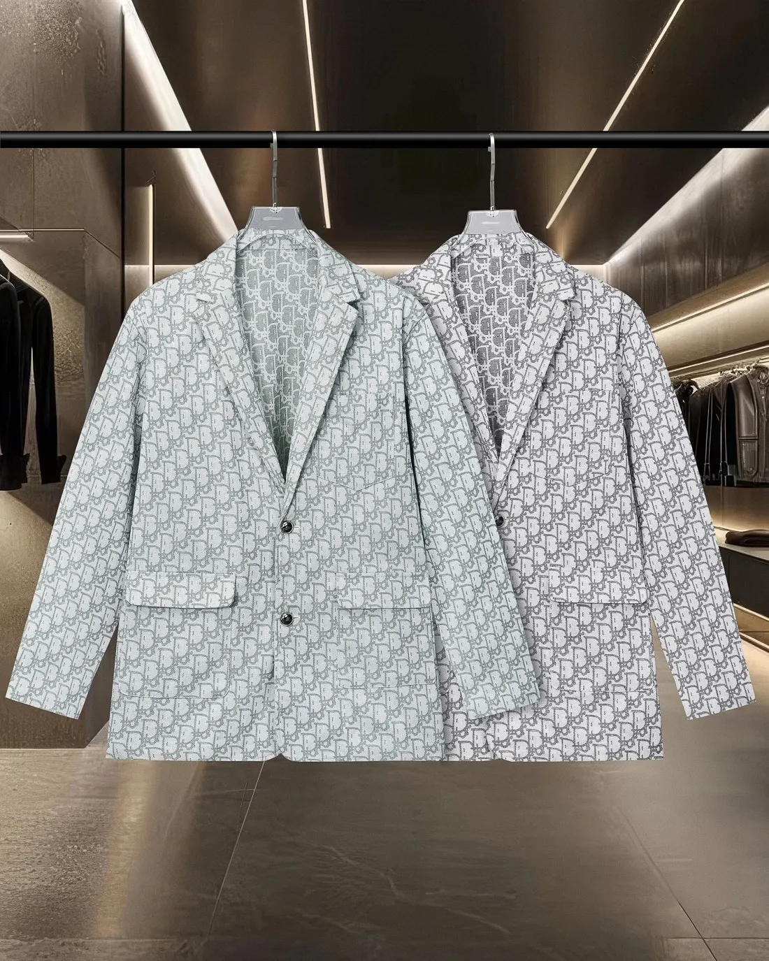 🅿️416 DIOR Dior's hot style is coming. All-over printed barrage logo lapel suit denim jacket. 2025ss official website new jacquard logo, exquisite logo. High-end version, custom-made fabrics at the counter. Highly breathable and comfortable, exquisitely crafted, with impeccable detail processing, custom-made logo engraved buttons, and complete three labels. Brand element design concept reflects high quality. It feels delicate and soft! It presents a casual cut and the upper body shape is great! 🐍Size: M-XXL