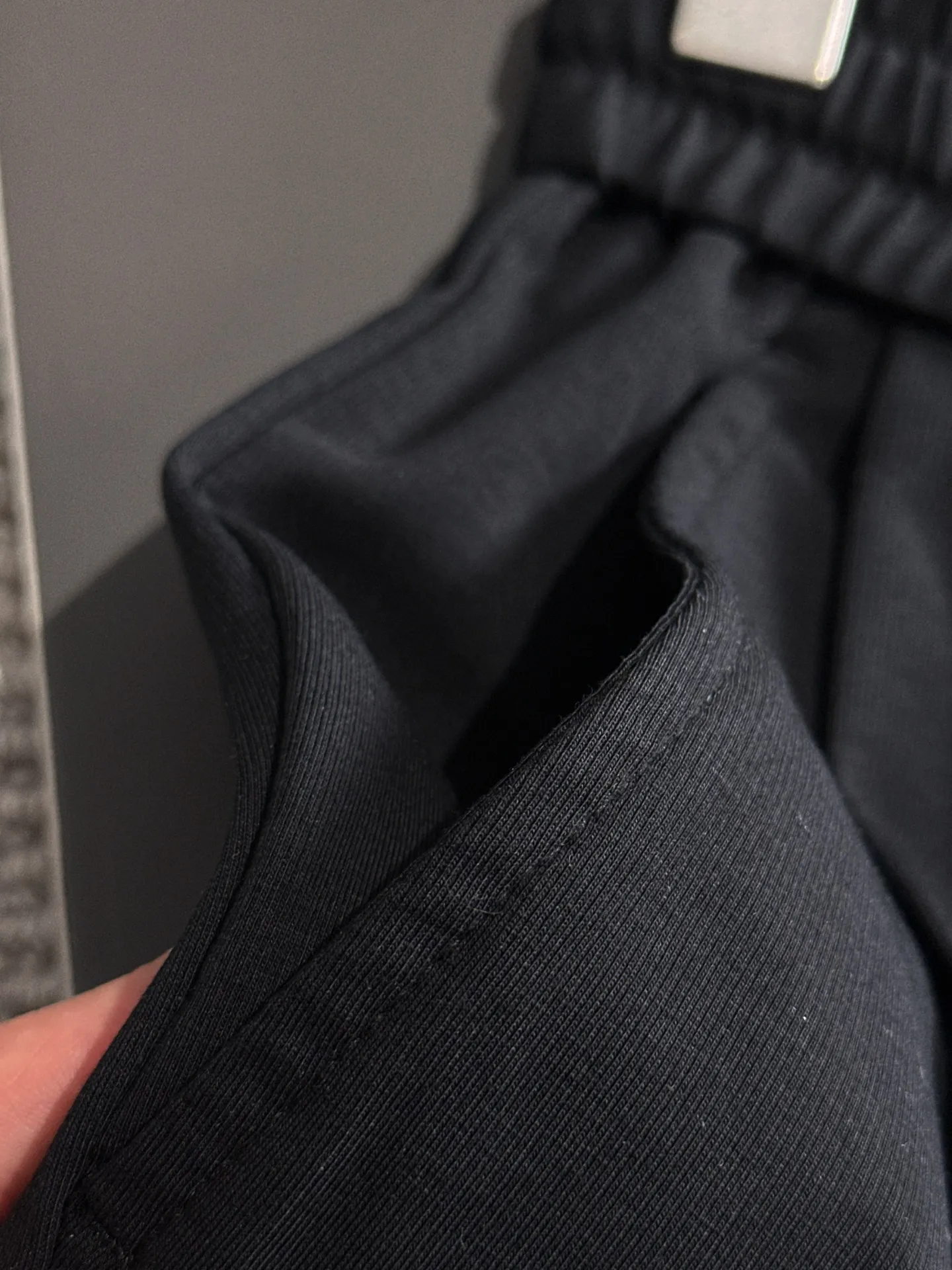 🅿️380 next day shipping Dior 2025 spring and summer new elastic band casual pants, thin counter custom fabrics, high breathability and comfort, impeccable details, brand element design concept, reflecting high quality. It feels delicate and soft! It presents a casual cut and the upper body shape is great! Size: M-4XL