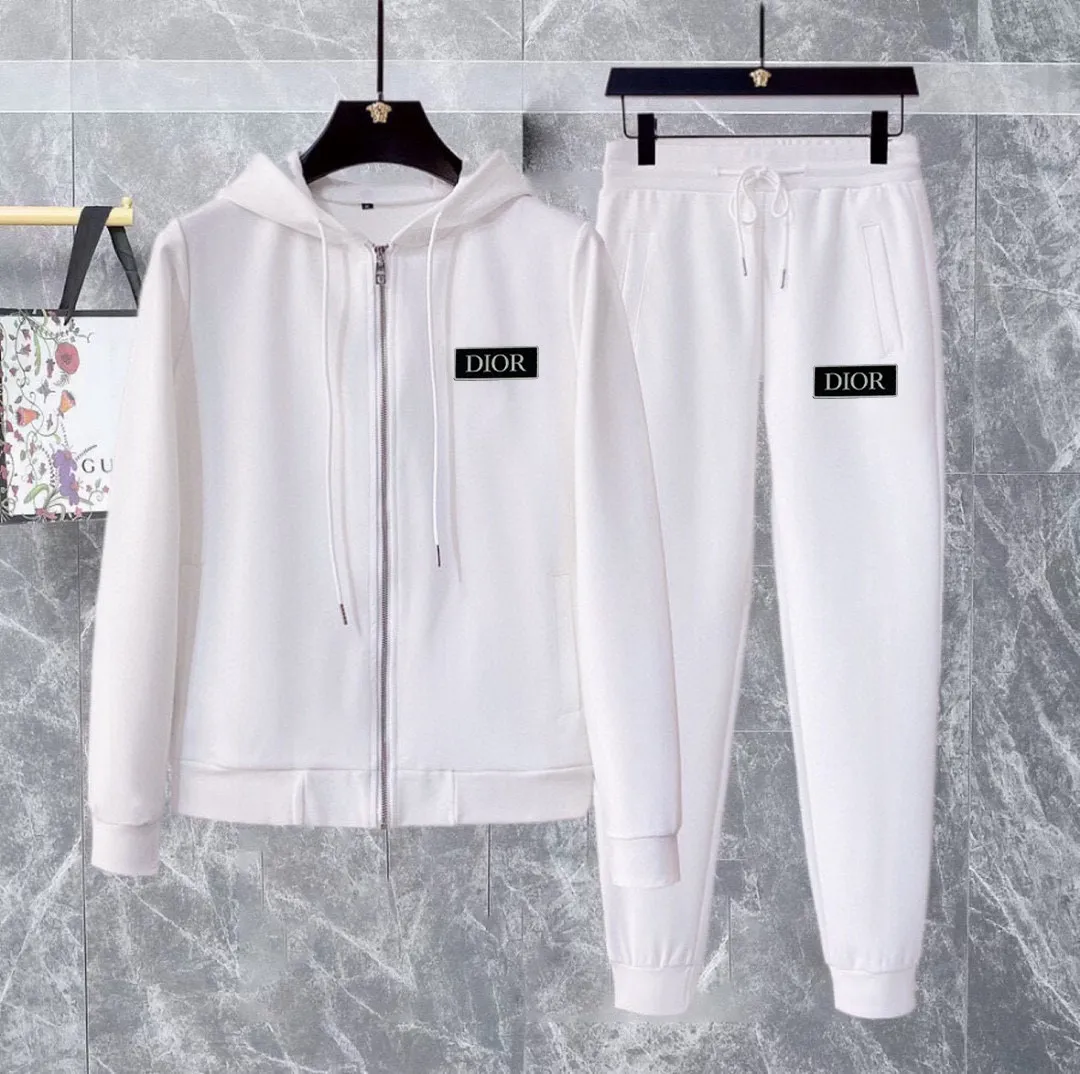 🅿️420 [DIOR Dior] (Fat Man Gospel) hot-selling suit is coming. Focus on the original version of the official website. 2025 new hot-selling cardigan sweater suit. The original order is the best product. 🇭🇰The meticulous work of top designers is dedicated to a fitting and perfect upper body effect. All-natural high-quality Roman cotton 100%, close-fitting comfort, noble and elegant! Original hardware embodies elegance and nobility! Counter size: M-5XL (maximum wear up to 220 pounds)