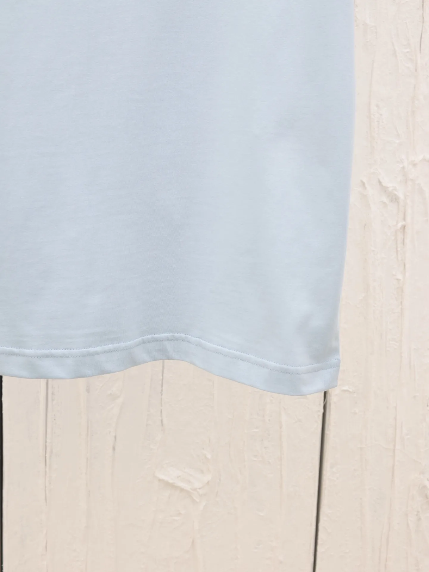 🅿️270 Dio*/Dior 25 spring and summer new dream house and smart tree shadow short T-shirt. This T-shirt displays the logo from this season’s DIOR AND HYLTON NEL joint series. Crafted from white cotton-jersey, it has a classic silhouette with a ribbed crew neck and a contrasting print on the front and back for added style.  Size：S/M/L/XL