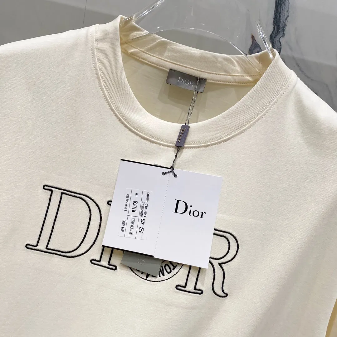 🅿️180 DIOR 260g round neck short-sleeved T-shirt, co-branded Stone Island & Dior letter embroidery🪡LOGO official synchronization, high version, high quality, fashionable personality, versatile trend, pure original quality, original fabric, tag, collar label, washed wheat, complete three standards, color: black, apricot, gray. Size: XS-L