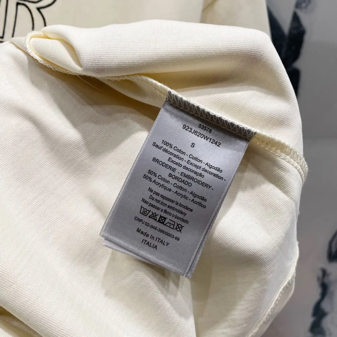 🅿️180 DIOR 260g round neck short-sleeved T-shirt, co-branded Stone Island & Dior letter embroidery🪡LOGO official synchronization, high version, high quality, fashionable personality, versatile trend, pure original quality, original fabric, tag, collar label, washed wheat, complete three standards, color: black, apricot, gray. Size: XS-L