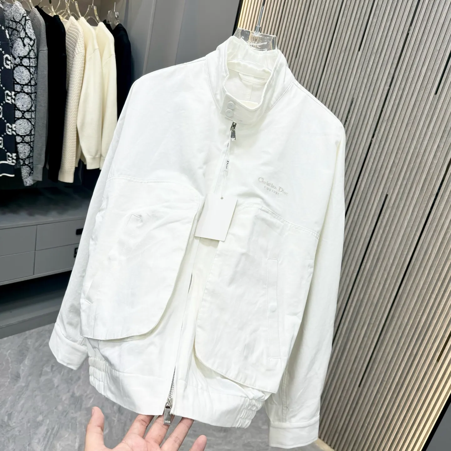 🅿️460 Dior 2025 autumn and winter new cotton combed fabric, three-dimensional pockets with logo embroidery on the front, dropped shoulder waist style hardware original 1:1 restoration, fine workmanship, handmade cloth buckles, full of details, same style for men and women SMLXL