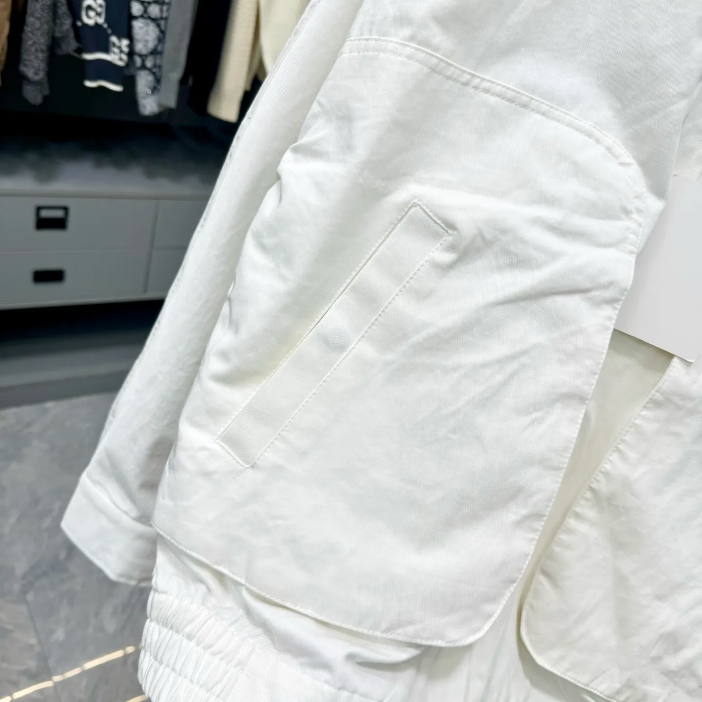 🅿️460 Dior 2025 autumn and winter new cotton combed fabric, three-dimensional pockets with logo embroidery on the front, dropped shoulder waist style hardware original 1:1 restoration, fine workmanship, handmade cloth buckles, full of details, same style for men and women SMLXL