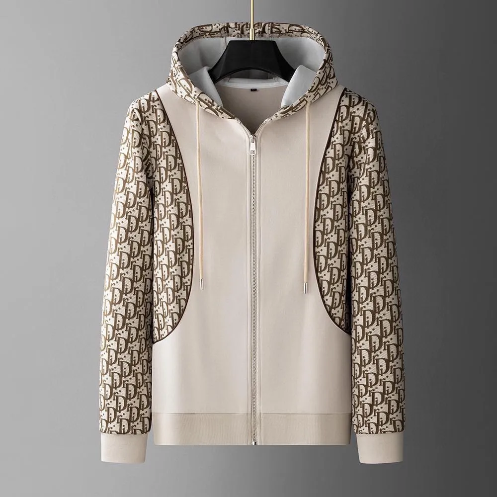🅿️500 [DIOR Dior] hot-selling suit is coming. Focus on the original version of the official website. 2025 new hot-selling cardigan and sweatshirt suit. The original order is the best. 🇭🇰The meticulous work of top designers. It is a fitting and perfect upper body effect. All-natural high-quality Tencel Roman cotton 100%, close-fitting comfort, noble and elegant! Original hardware embodies elegance and nobility! Counter size: M-4XL (up to 190 pounds)