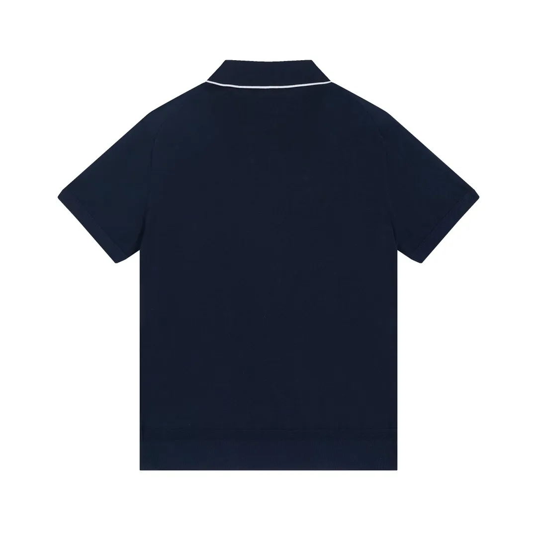 🅿️230 CD/2024ss Polo sweater in dark blue with classic CD Icon logo embroidery to enhance the style. Crafted from wool, cashmere and silk-blend jersey, it has contrasting white pinstripes on the collar. Wear it with Dior Essentials pieces for a classic look. Same style for men and women Size: XS-L