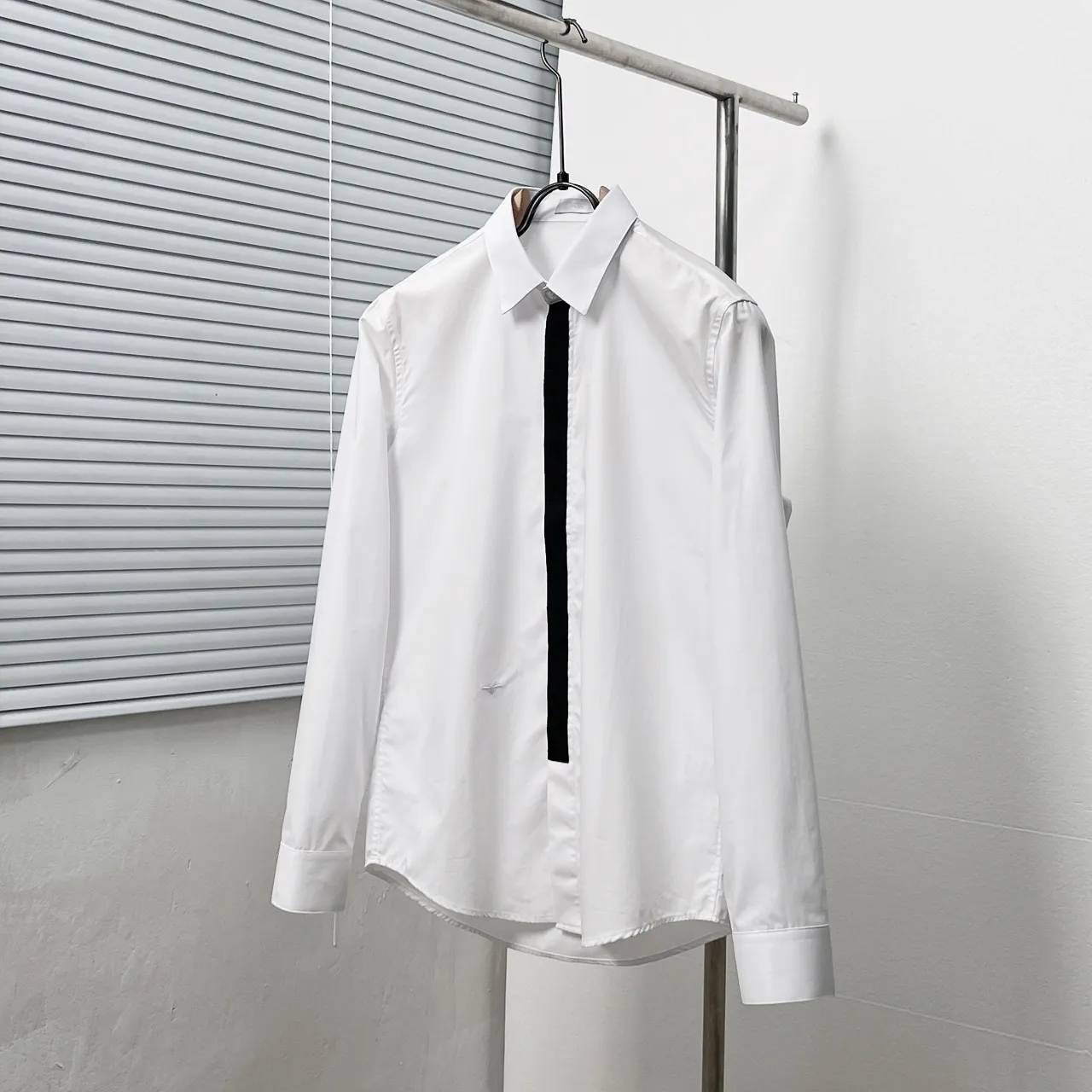 🅿️366 DIO*/Dior placket color-blocked webbing bee embroidered shirt Size: M-3XL Color: Black White