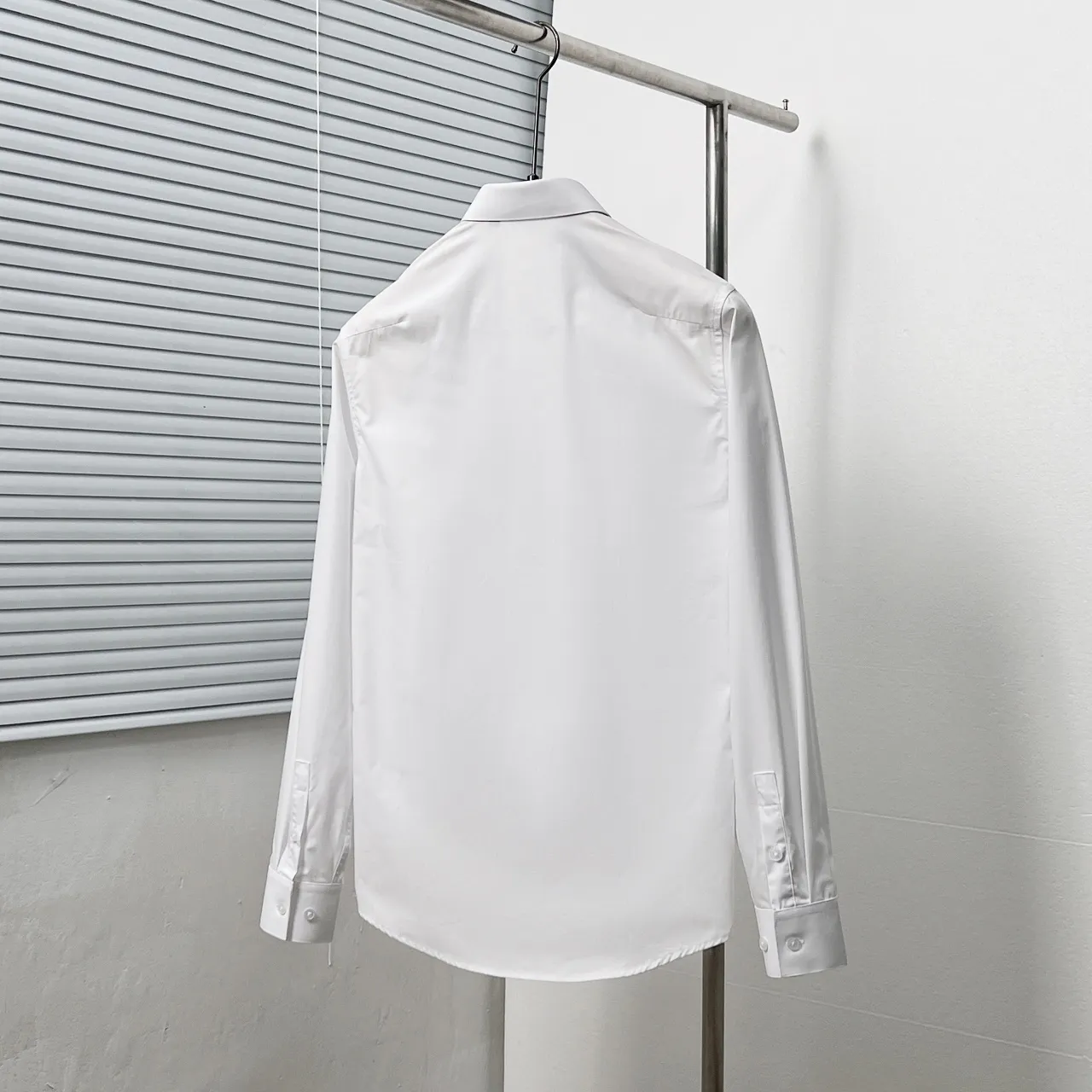 🅿️366 DIO*/Dior placket color-blocked webbing bee embroidered shirt Size: M-3XL Color: Black White
