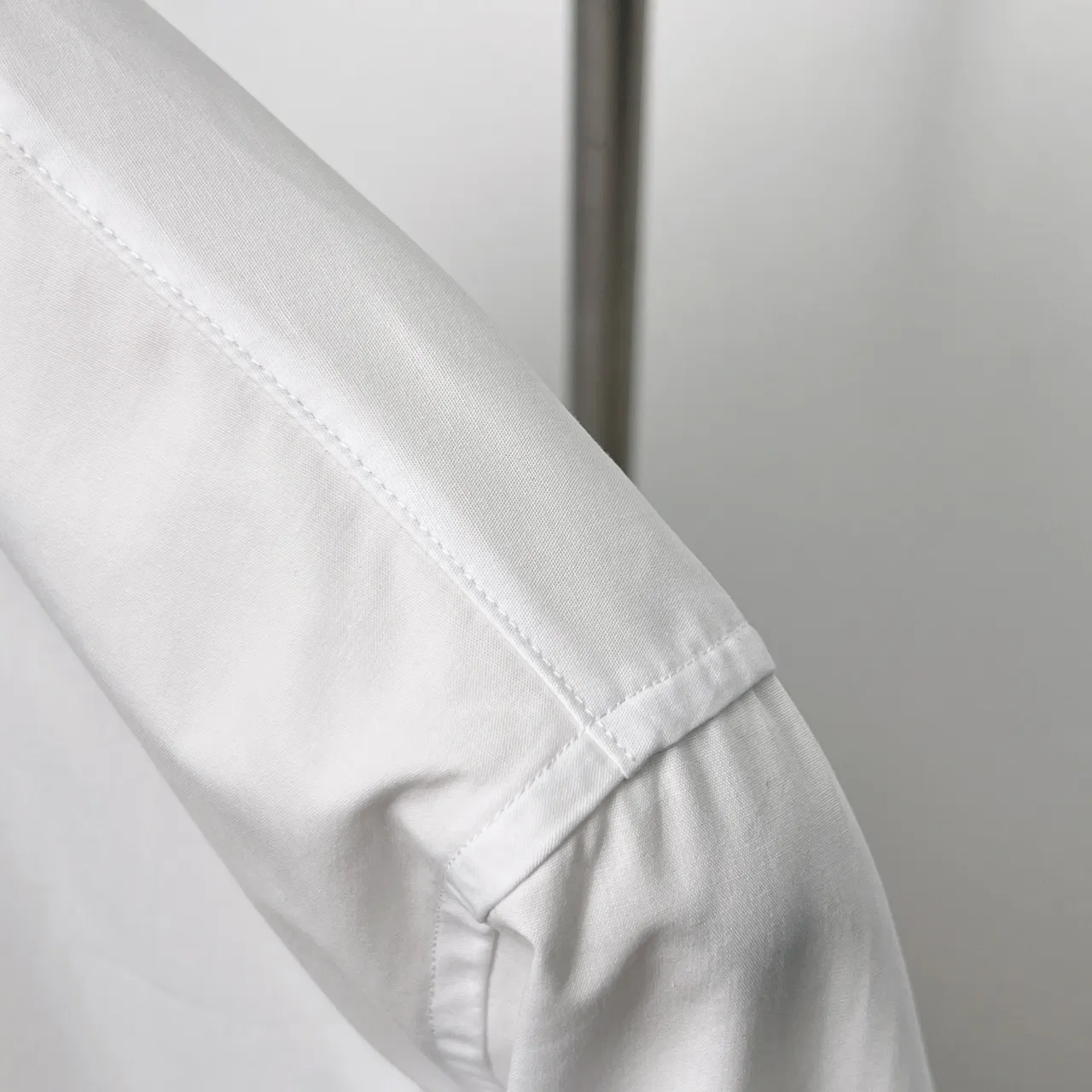 🅿️366 DIO*/Dior placket color-blocked webbing bee embroidered shirt Size: M-3XL Color: Black White