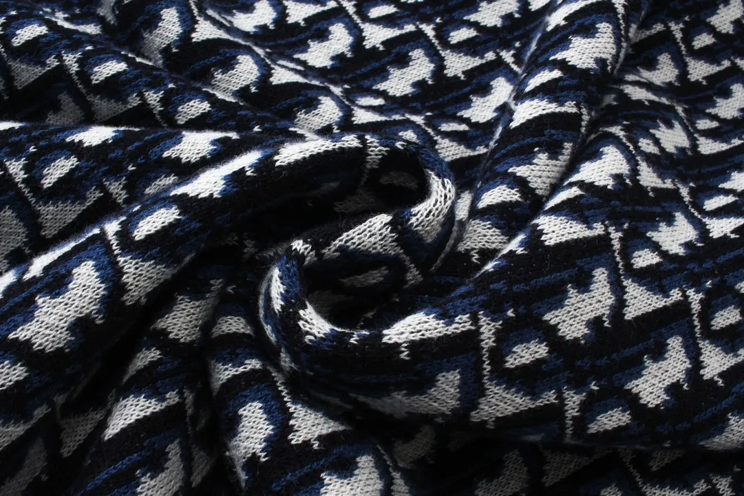 🅿️210 Correct version of high-quality DI*R CD2024SS spring and summer new old flower full-print letter lapel short-sleeved knitted POLO shirt. This knitted polo shirt features the classic Oblique print. Crafted from cotton jacquard in a straight fit, button fastening and ribbed details enhance the sophistication. Can be matched with various styles to show your personality. Same style for men and women! SIZE:XS-L