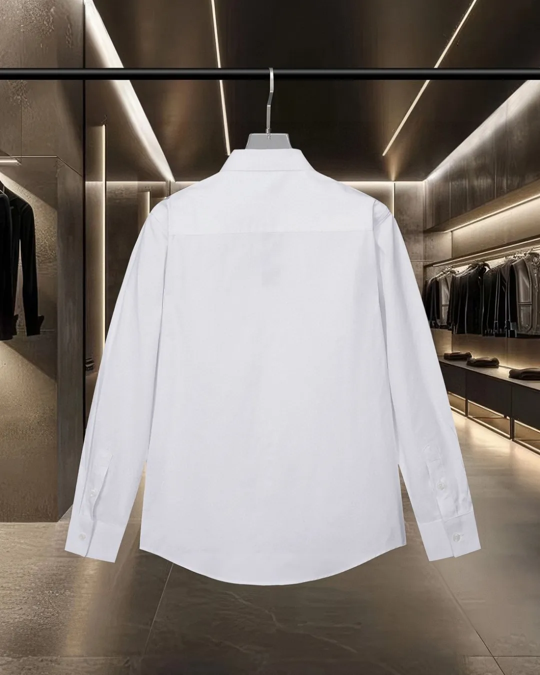 🅿296 DIOR 🔥The most popular style is coming. Simple and versatile pocket letter logo slogan embroidered long-sleeved shirt. 2025ss official website new long-sleeved shirt, exquisite embroidered logo. High-end version, customized fabrics at the counter. Highly breathable and comfortable, exquisitely crafted, impeccable detail processing, ✅customized logo engraved buttons, complete with three labels. Brand element design concept reflects high quality. It feels delicate and soft! It presents a casual cut and the upper body shape is great! 🐍Size: M-XXL