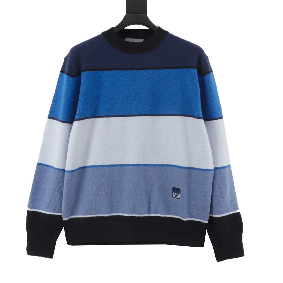 🅿️600 DIOR CD Diamond blue gradient stripe patch crew neck sweater. Custom-woven cashmere and cotton blended material, jacquard tissue imported from Germany, imported machine embroidery technology, high precision, smooth and delicate lines, garment washing water softening and deodorizing process, through professional washing equipment and specific detergents, the clothes are deeply cleaned and deodorized to improve the feel and appearance of the clothes, customized accessories, loose fit #All knitted and sweater garments are not recommended to be machine washed or tumble dried at high temperatures! Size：S-XL