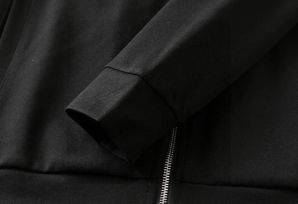 🅿️460 direct batch brand [DIOR Dior] (velvet and thickened) 2025 autumn and winter new products, celebrities' favorite fashionable casual suits, clean and neat tailoring, full of urban style. Made of high-quality customized fabrics, the inner warmth is excellent, the hand feels soft and dry, and the upper body effect is crisp and stylish. The three-dimensional cutting process and the pattern are all of high standards, and the silhouette version has the right benefits! It is not tight at all, and you feel good when you put it on. So many top-quality raw materials create high-end products with unparalleled value. It is the first choice for high-end fashion people. (Size: M-4XL can wear up to 200 pounds)