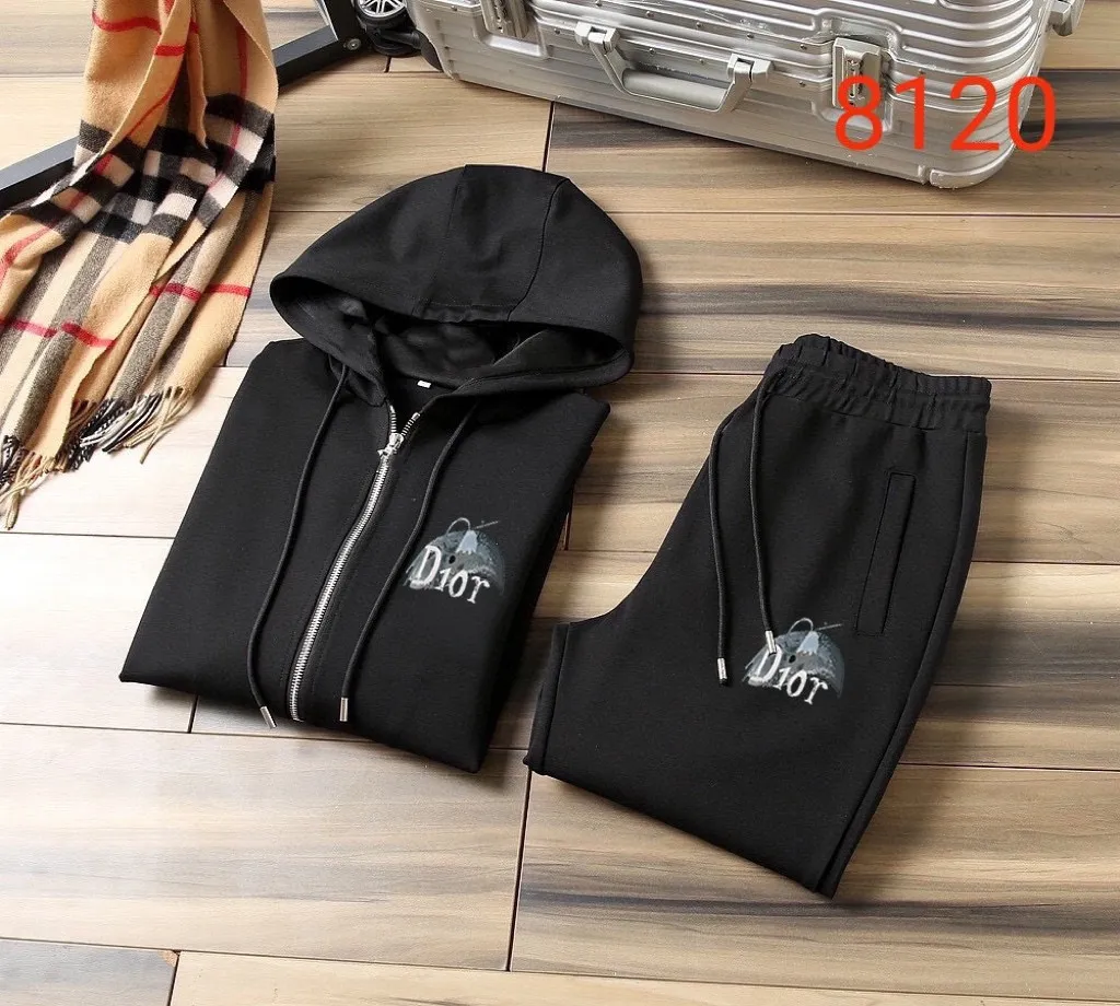 🅿️420 [DIOR Dior] (Fat Man Gospel) hot-selling suit is coming. Focus on the original version of the official website. 2025 new hot-selling cardigan sweater suit. The original order is the best product. 🇭🇰The meticulous work of top designers is dedicated to a fitting and perfect upper body effect. All-natural high-quality Roman cotton 100%, close-fitting comfort, noble and elegant! Original hardware embodies elegance and nobility! Counter size: M-5XL (maximum wear up to 220 pounds)
