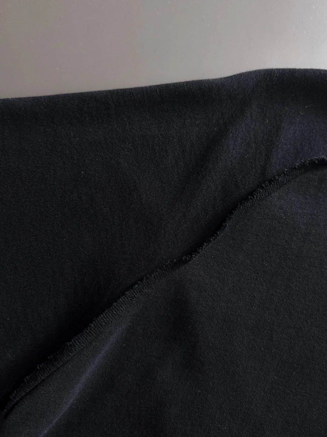 🅿️270 shipped next day. High quality DIOR/Dior 2025 spring and summer new men's batik washed short-sleeved T-shirt. Made of heavy combed double yarn fabric after washing. The high-strength fabric feels full of weight when weighed. The upper body is also more textured than ordinary T-shirts and is not easy to deform. This texture can cope with the weather. It absorbs sweat and is breathable, suitable for both hot and cold! Perfectly produced with reference to the original stitch and stitch! Loose fit design, looks noble. Sizes: S to XXL