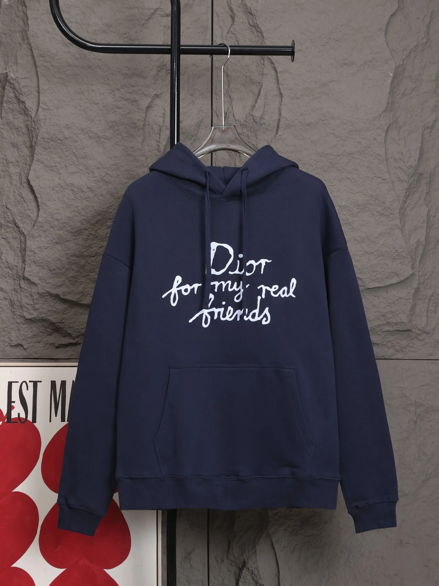 🅿️320 High quality new Dior hooded sweatshirt model number B31 * Made of 450 custom-woven and dyed high-gram weight tripe pure cotton sweatshirt fabric. The fabric feels thick and has a certain sense of self-weight. The bottom has a dense and rough terry texture. It is close to the skin and has excellent warmth retention. You will not feel any discomfort at all! *The color on the front chest is clear, with Selling's obvious logo added, and the lines are smooth and smooth without falling off and deforming when washed *This design is based on classics and simply and clearly shows the brand's high-end luxury identity. Same style for men and women 𝐂𝐎𝐋𝐎𝐔𝐑: black, white blue 𝐒𝐈𝐙𝐄: S- xl