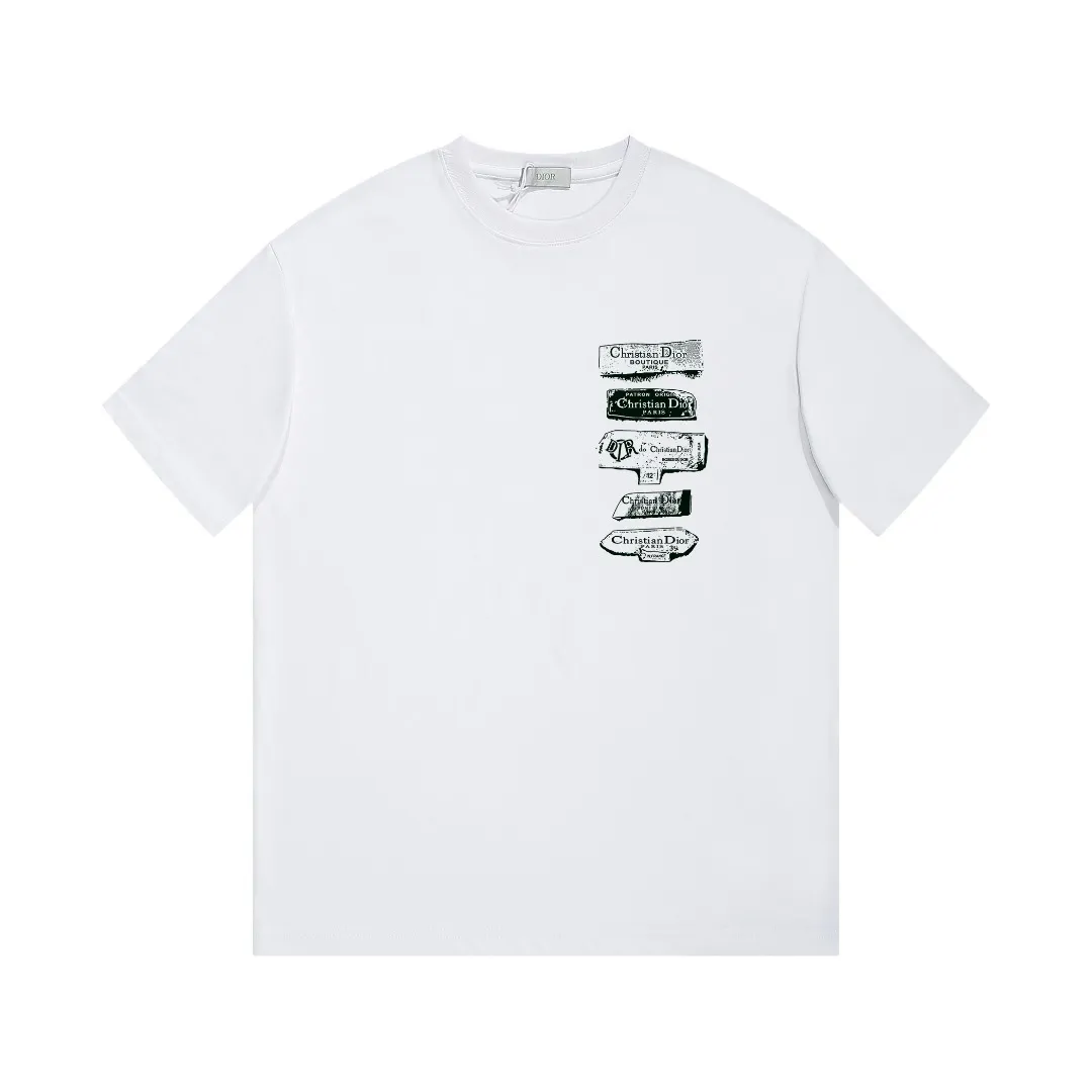 🅿️160 DIOR printed letters‼ ️Short-sleeved T-shirt® *Customized 280g cotton fabric, the fabric is soft, skin-friendly and comfortable *Laminated letter logo on the front *A very simple and elegant one that is unparalleled in terms of upper body comfort, interpreting your luxury and taste, and creating your fashionable charm. ⚠️Washing method: It is recommended to dry clean or wrap the reverse side in a laundry bag and machine wash it quickly in cold water and let it dry naturally! ⚠️ Unisex style 𝐂𝐎𝐋𝐎𝐔𝐑: White Black 𝐒𝐈𝐙𝐄: S-XL