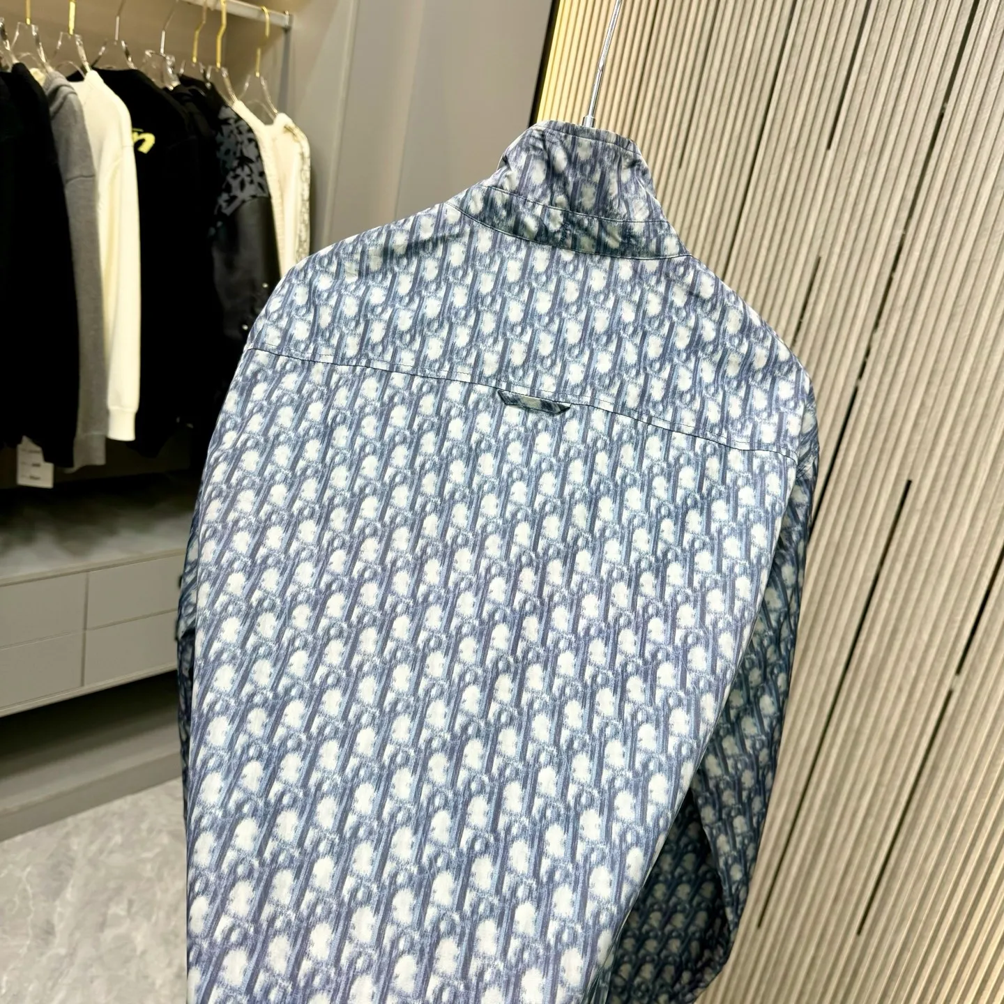 🅿️360 Dior Dior 25 early autumn new zipper shirt, golden Oblique print, made of blue technical fabric, chest patch pocket, drawstring design on both sides of the hem, unique, loose fit SMLXL